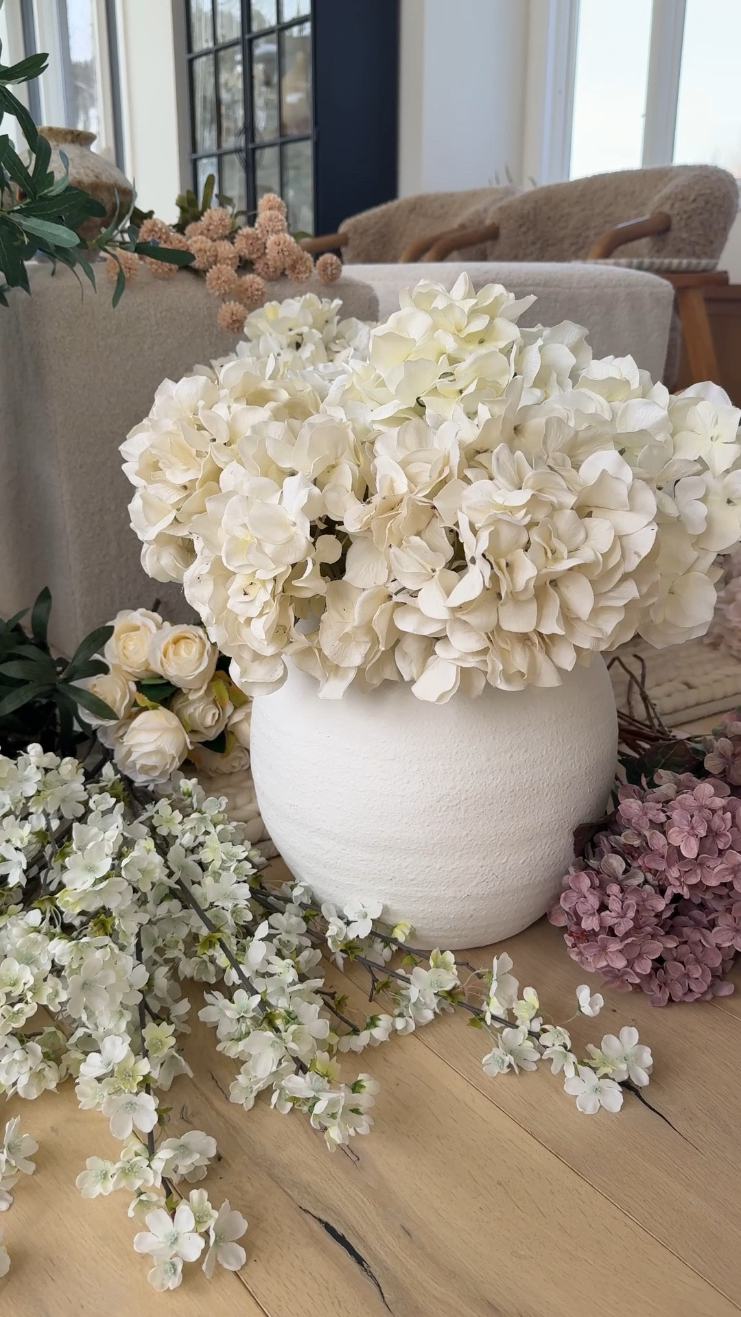 Spring home decor refresh - hydrangeas 🤍🤍🤍 

#LTKHome #LTKSeasonal