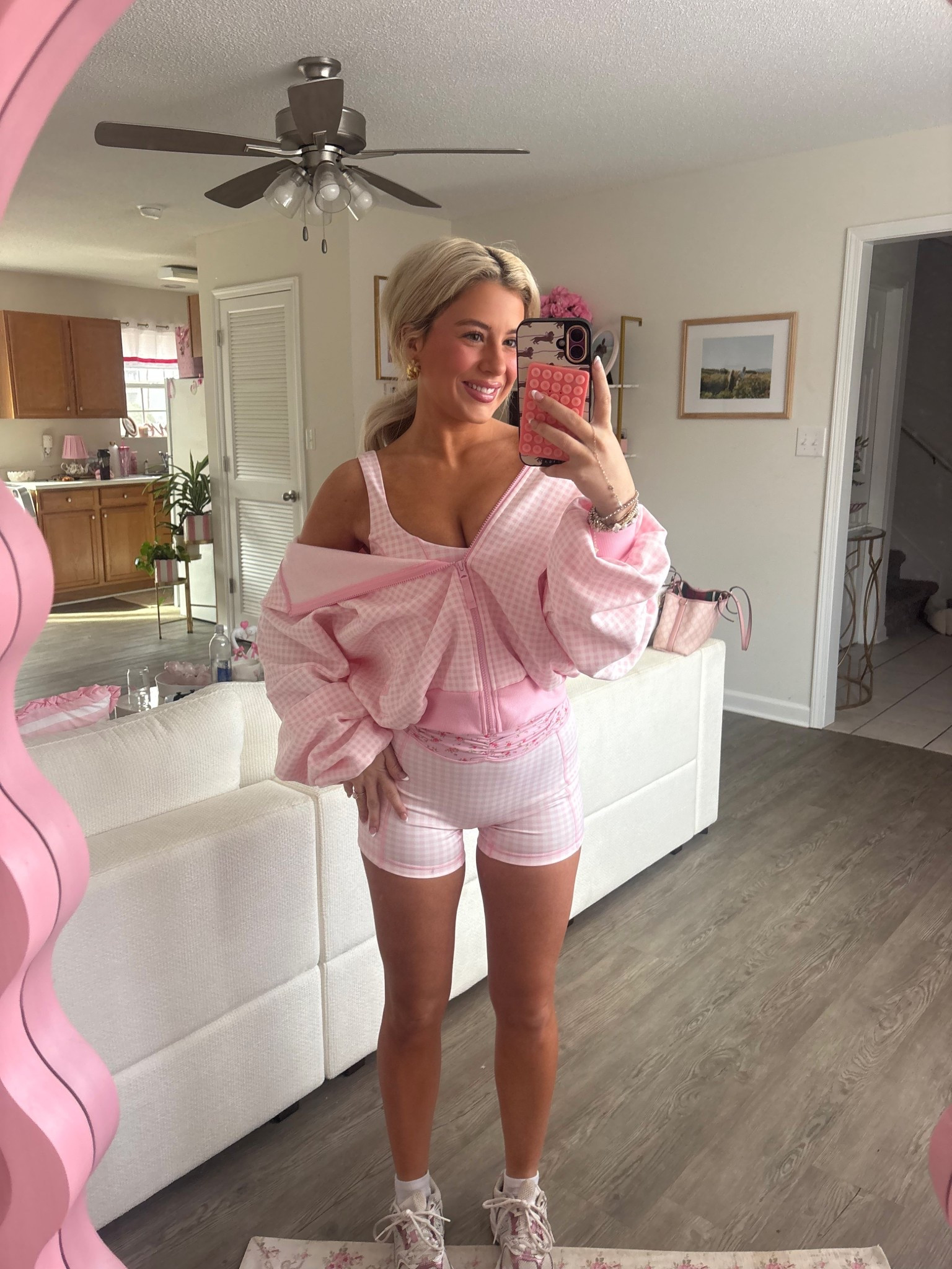 pink workout set💪🏼🎀

#LTKdayinmylife #LTKValentine #LTKfitnessgoals