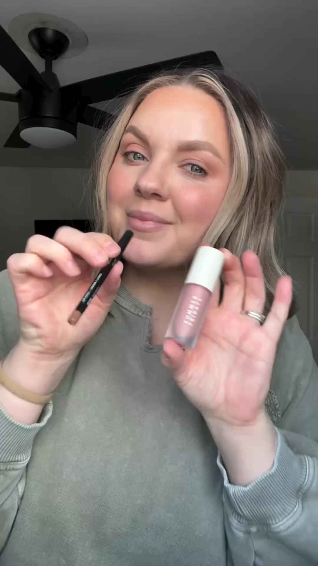 My fav lip combo right now.  This drug store liner is an OG and I have one in each of my bags/ purses. It works with every gloss/ lipstick and I’ve even used it as eyeliner before. 

I’ll be the first to admit I slept on these @summerfridays lip oils, and boy do I regret it. They’re super hydrating without being overly sticky and I’m so glad I scooped up 2 colors.

#LTKmorningroutine #LTKBeauty #LTKselfcare