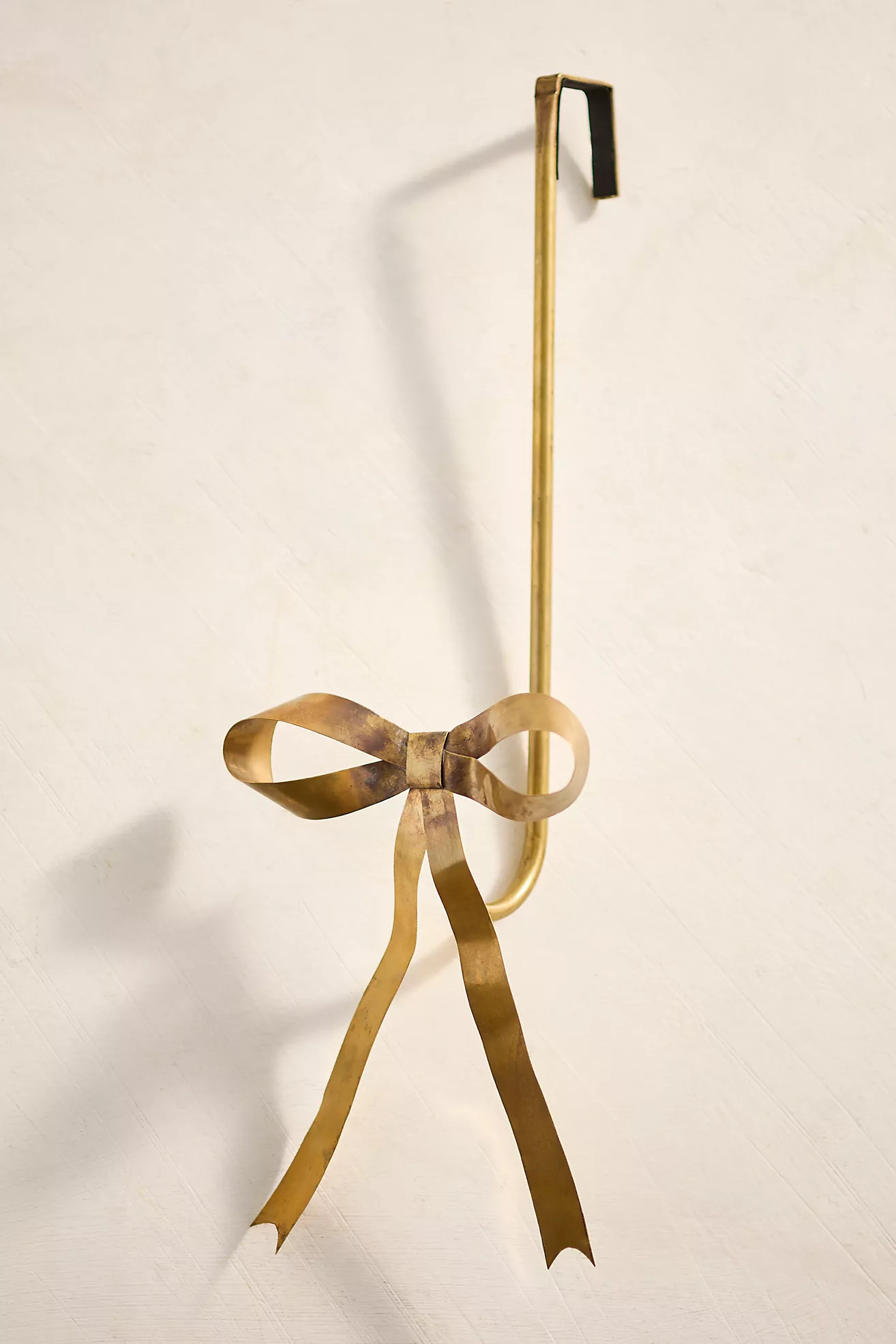 Brass Bow Wreath Hanger | Terrain
