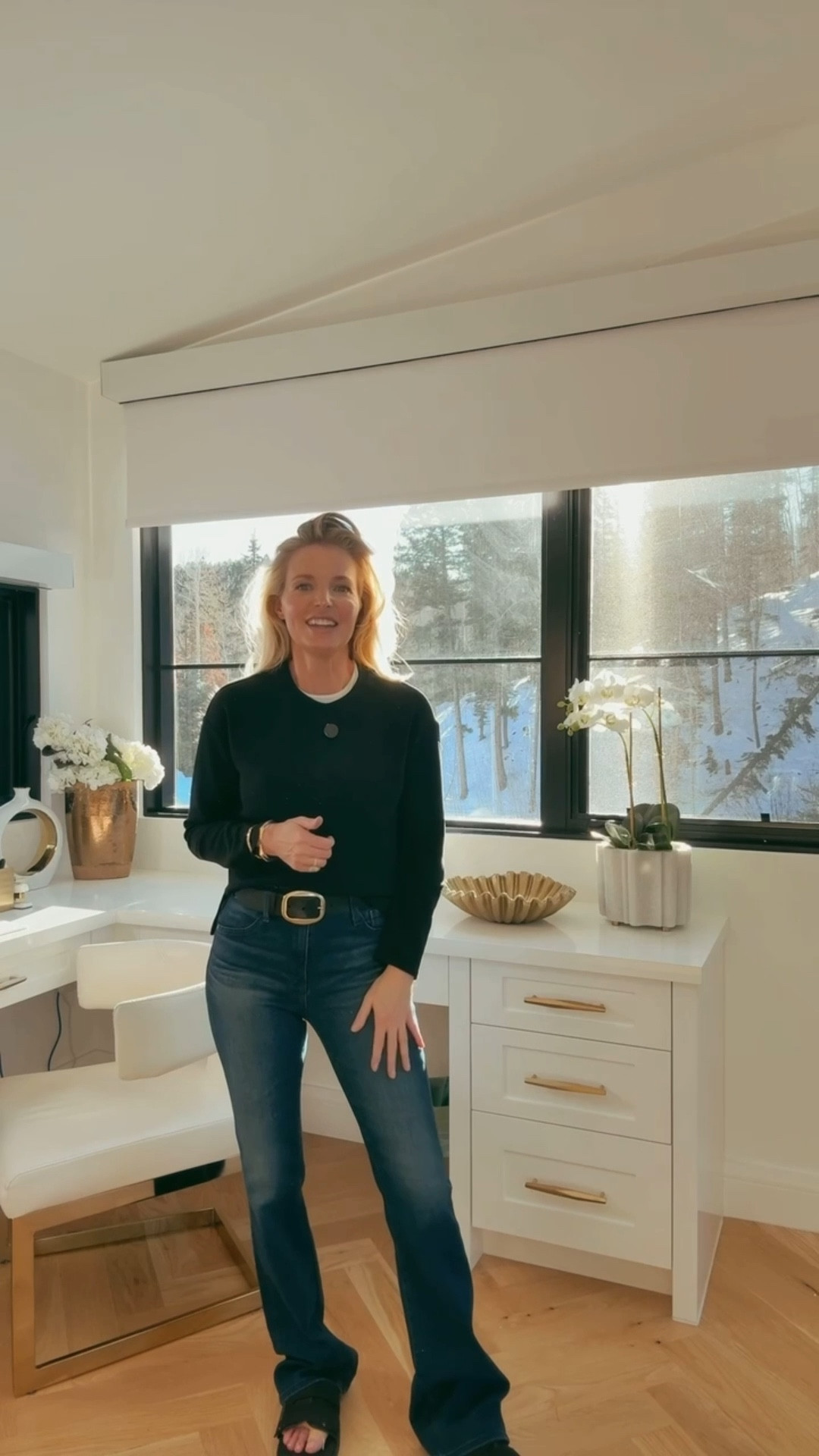 If I had to pick the best pair of flattering, elongating jeans… it would be these dark wash flare leg jeans. (Obviously I would not usually wear them with a post-surgery sandal. 😆) They are a 32” inseam, so I usually wear them with a small heel and they’re the perfect length. So easy to dress up or down too! TTS. 

#LTKOver40 #LTKSeasonal