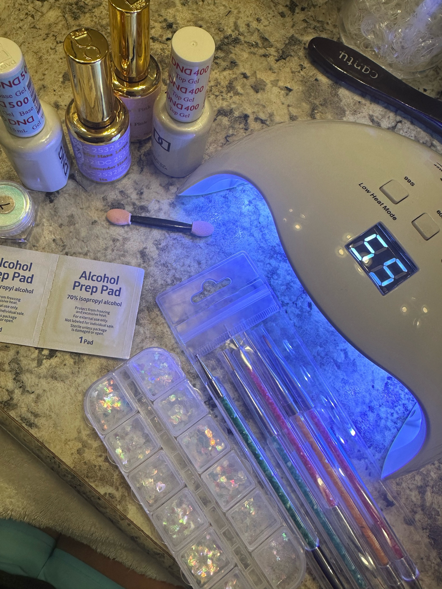 At home gel nails #nails 


#LTKBeauty