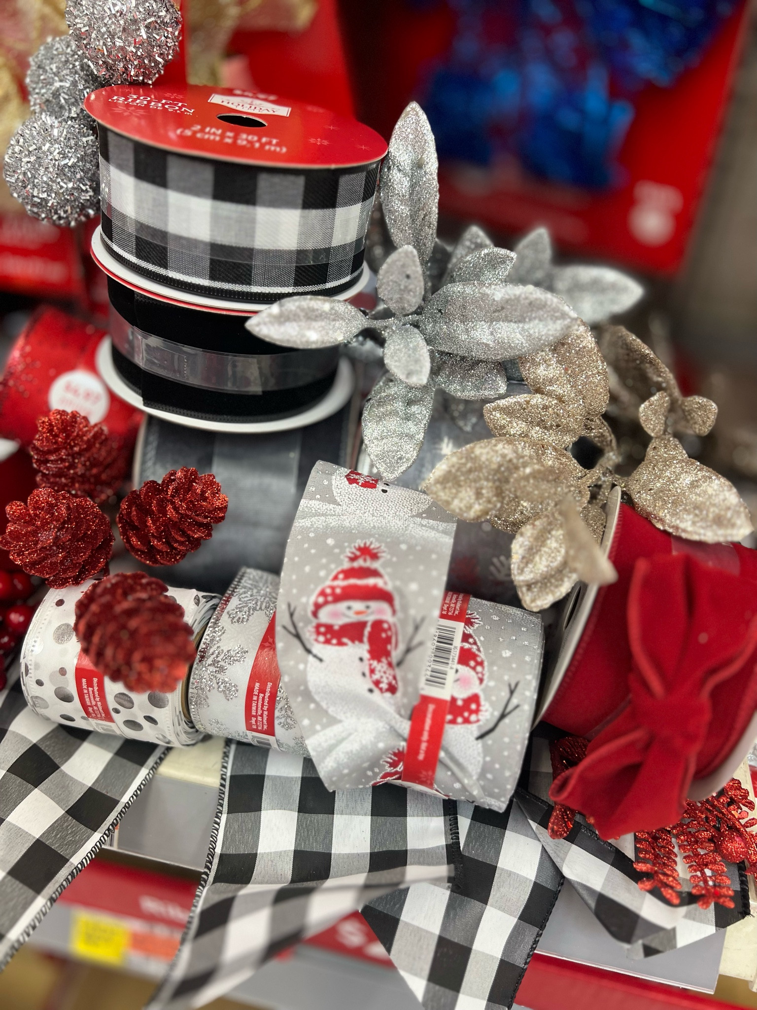 Buffalo Plaid Christmas Decor Idea! 

#LTKhome #LTKHoliday #LTKSeasonal