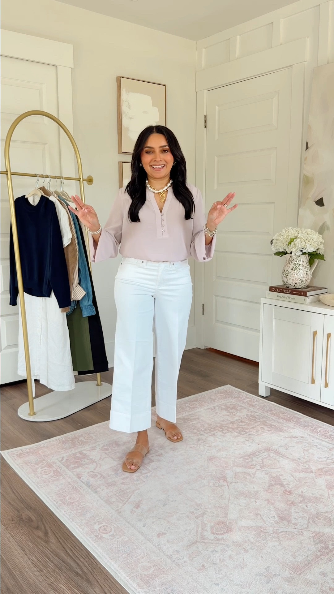 Blush blouse XXS TTS
Teresa Wide Leg AnkleJeans wash Optic White - Size 0 petite, I size down a size in this brand, 25" inseam
Clear sandals - Size 5.5 TTS

#LTKgrwm #LTKootd #LTKPetite