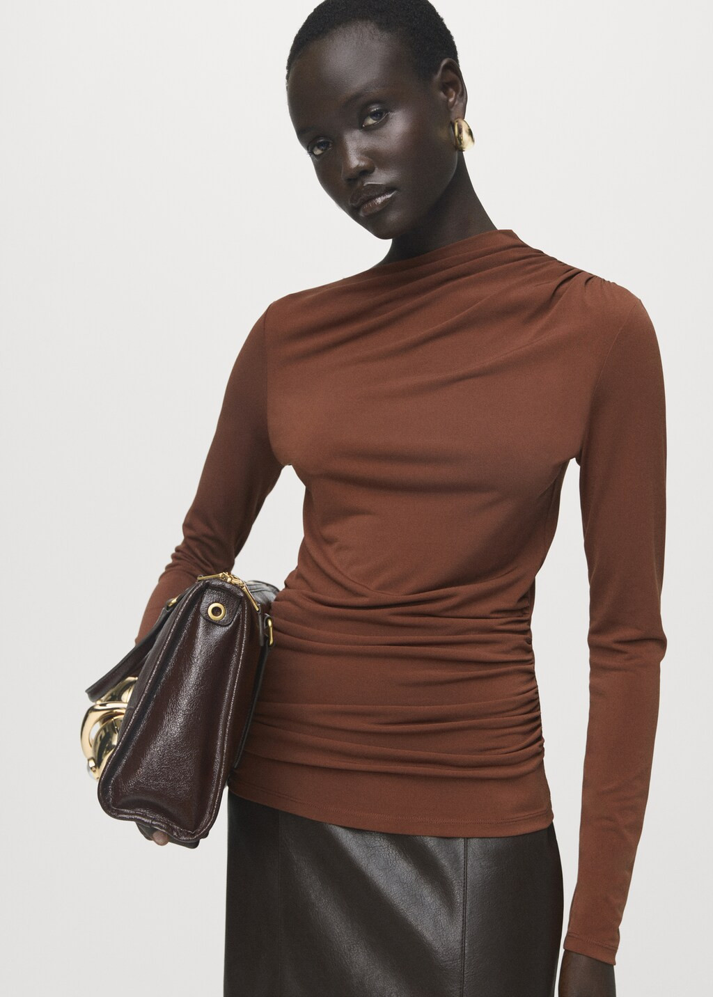 Draped fitted t-shirt | Mango (US/MX/AU)