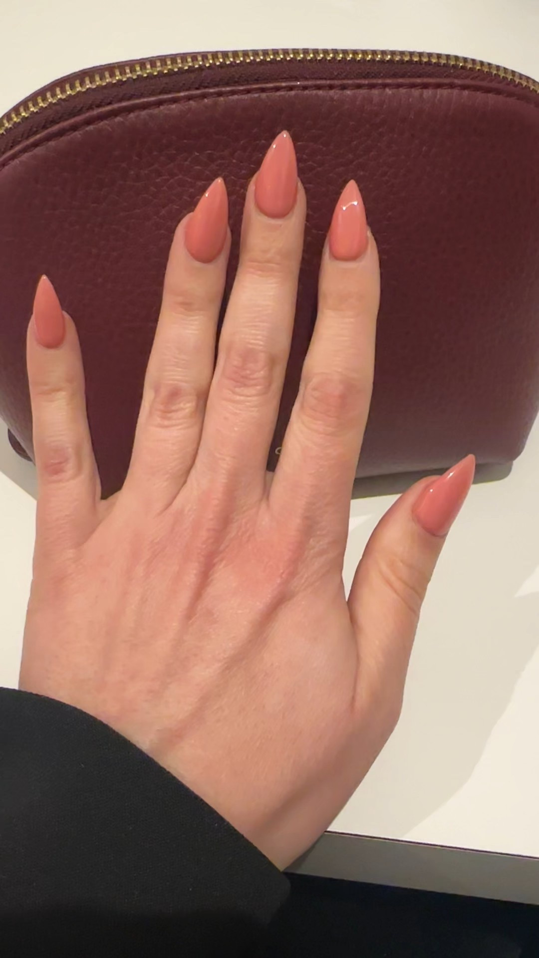 Nail day and I’m over winter. Also this cute little bag from cuyana is amazing. It’s the cherry color so put yourself on the waitlist it’s more of a rich burgundy and it’s gorgeous  

#LTKselfcare #LTKSeasonal #LTKTravel
