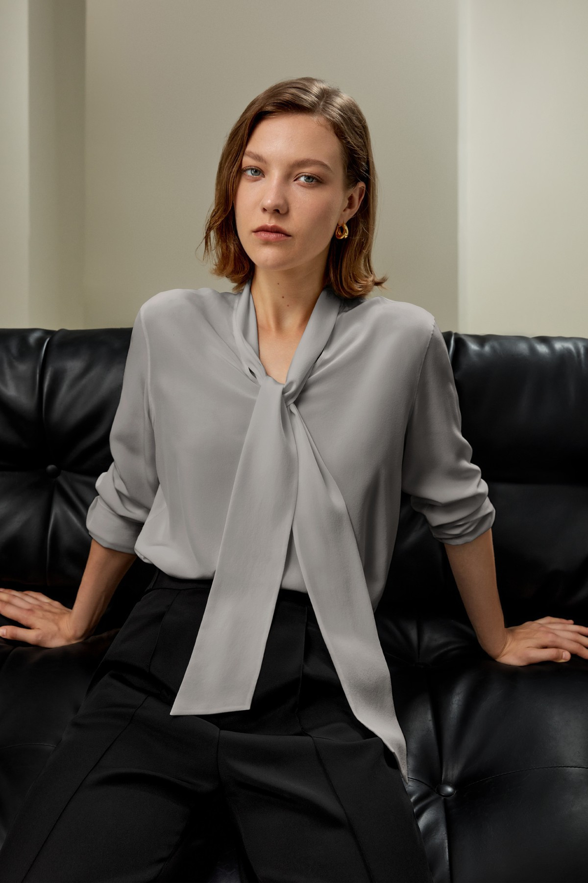 LILYSILK Women's Silk Crêpe de Chine Elegant Bowtie Blouse - Classy Grey S | LILYSILK