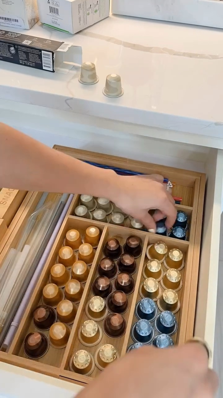 Organizing our coffee drawer ✨

Drawer organizers | Storage bag organizers | Colostrum | Matcha tea

#LTKHome #LTKVideo