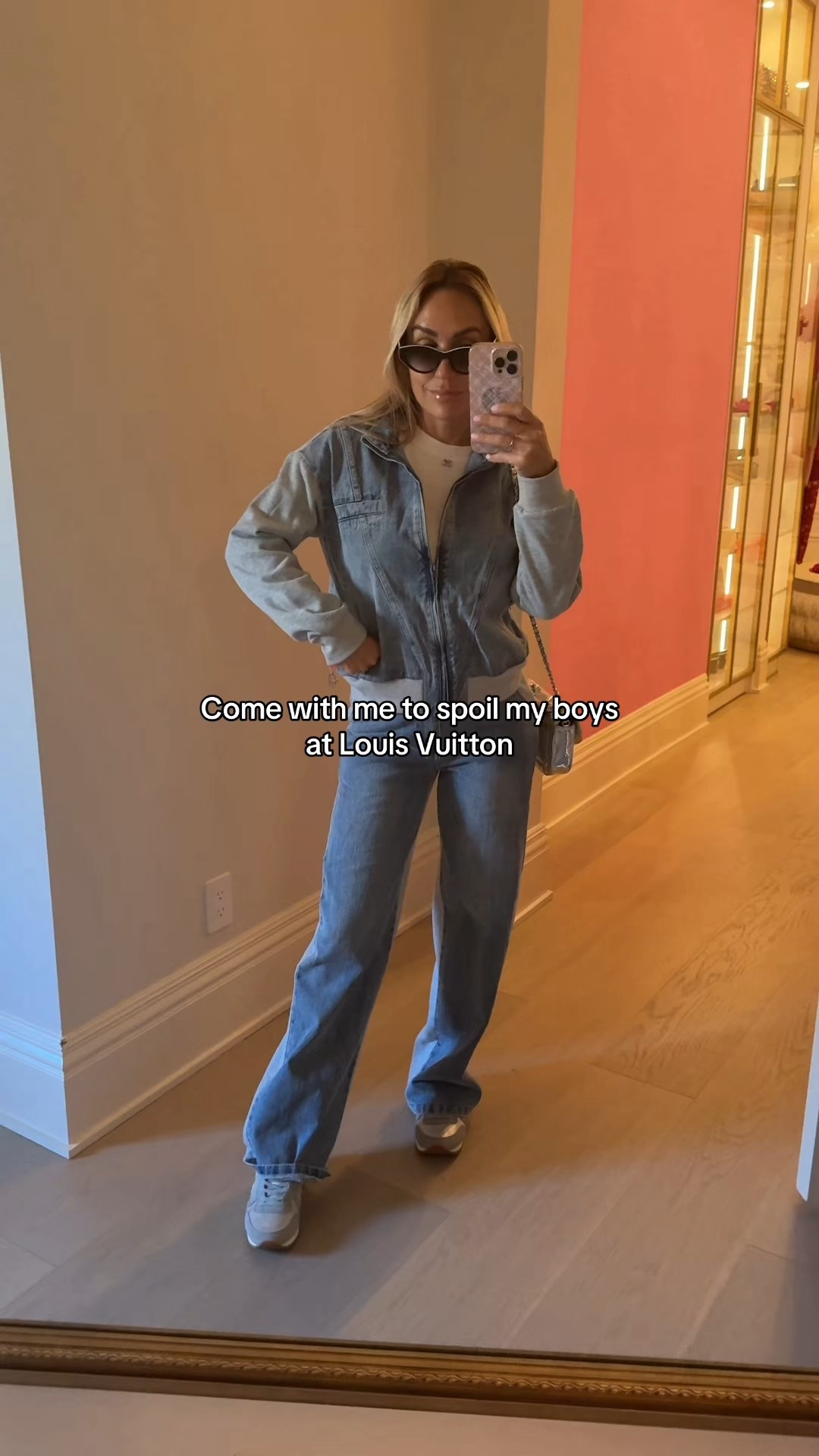 Aivanelli35 for 35% off my set wearing Xs 