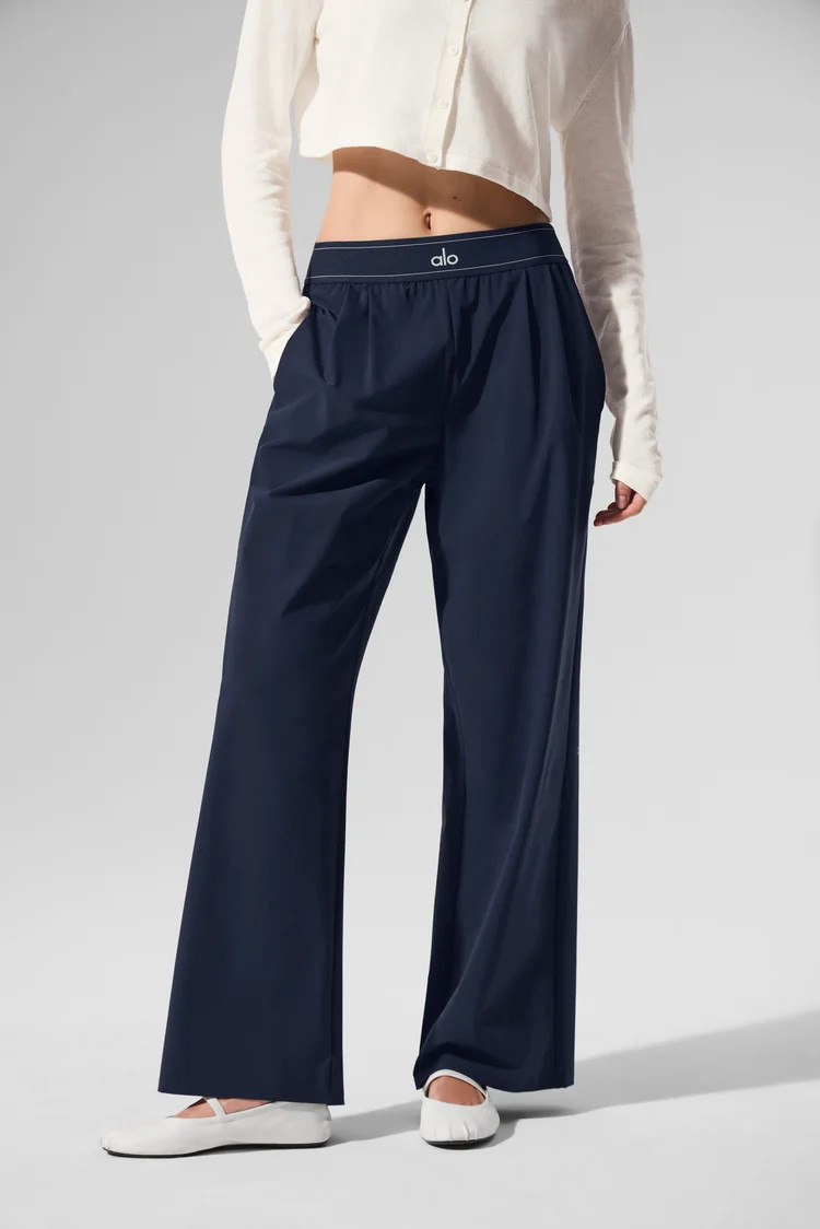 Suit Up Trouser (Regular) | Alo Yoga