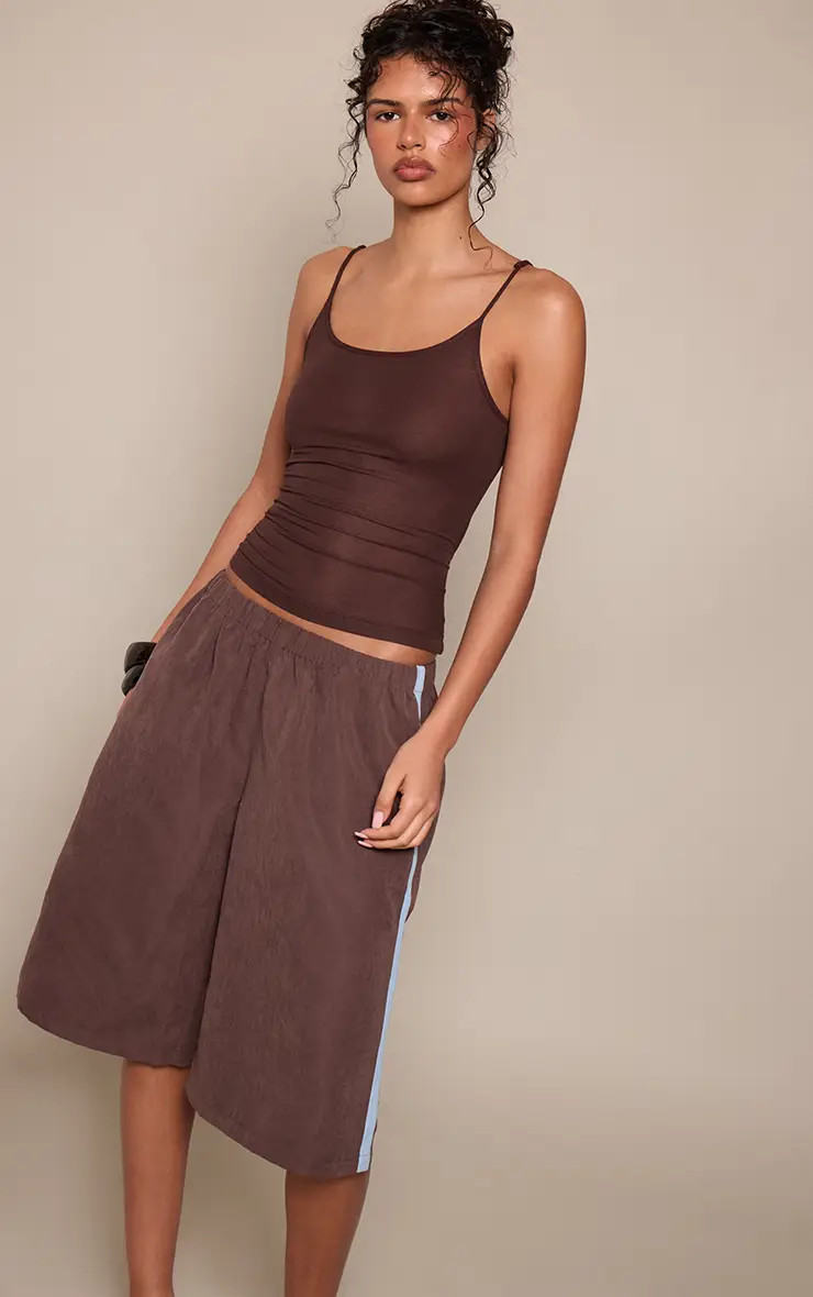 Chocolate Satin Stripe Peach Skin Jorts | PrettyLittleThing US