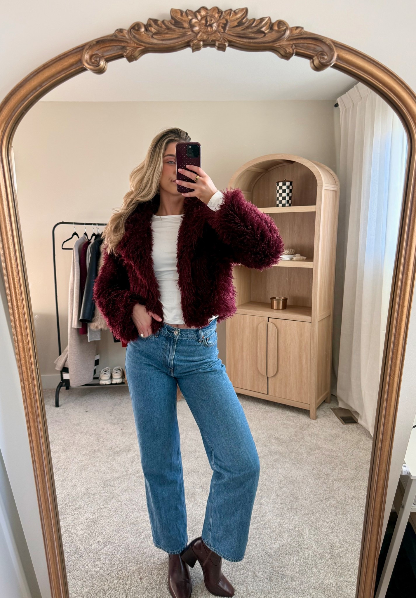 Fur coat fit🤍

#LTKgrwm