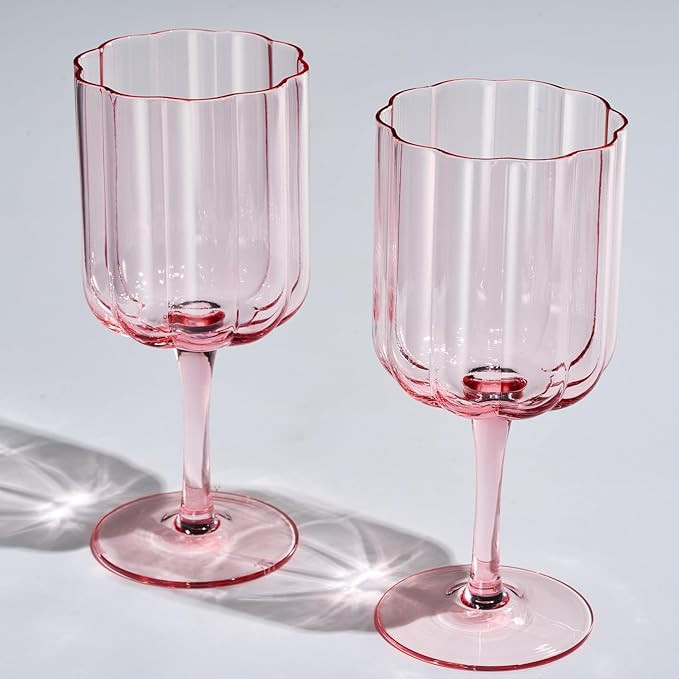 Flower Vintage Wine Glassware - Set of 2-13 oz Colorful Valentine's Day Cocktail, Martini & Champ... | Amazon (US)