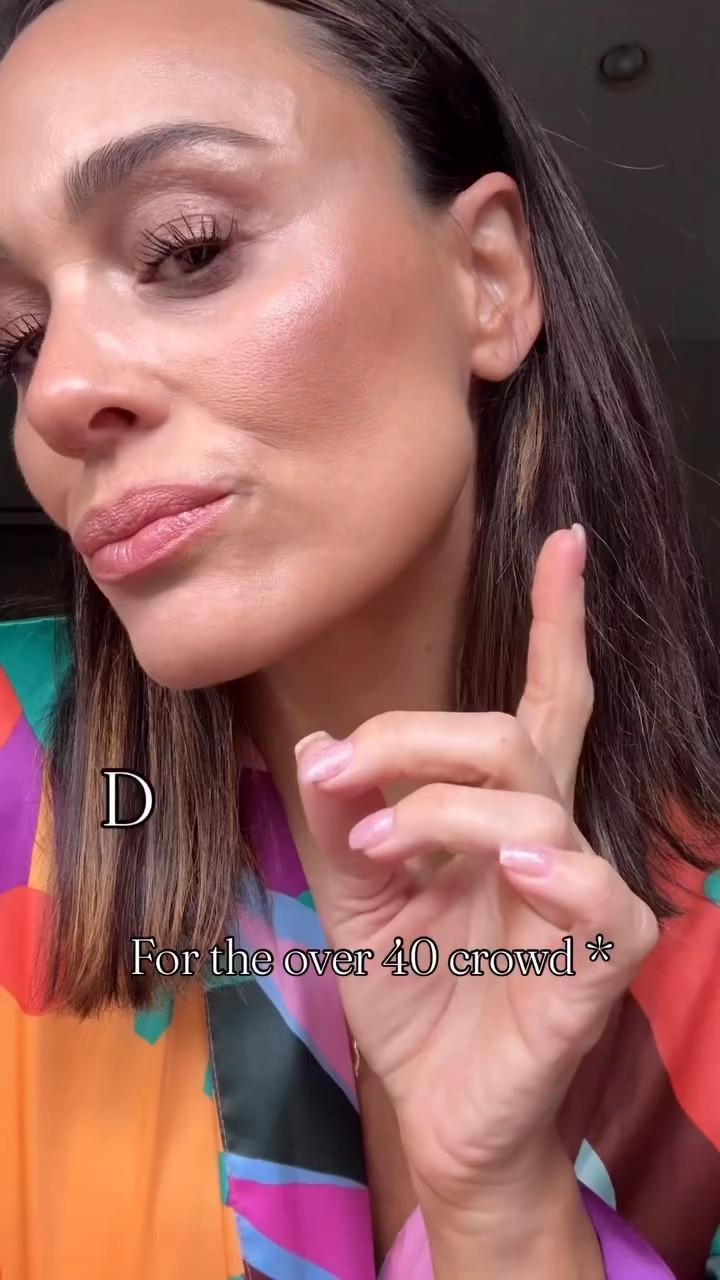 Over 40 makeup tip:
less product + better placement = everything

These Dior staples melt into the skin and don’t sit in lines.

Linked my exact shades 👇

#LTKBeauty