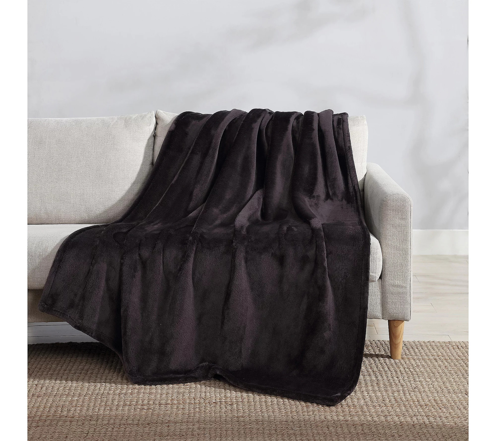 Eddie Bauer Ultra Lux Plush Black Plush Fleece 0""X60"" Throw | QVC