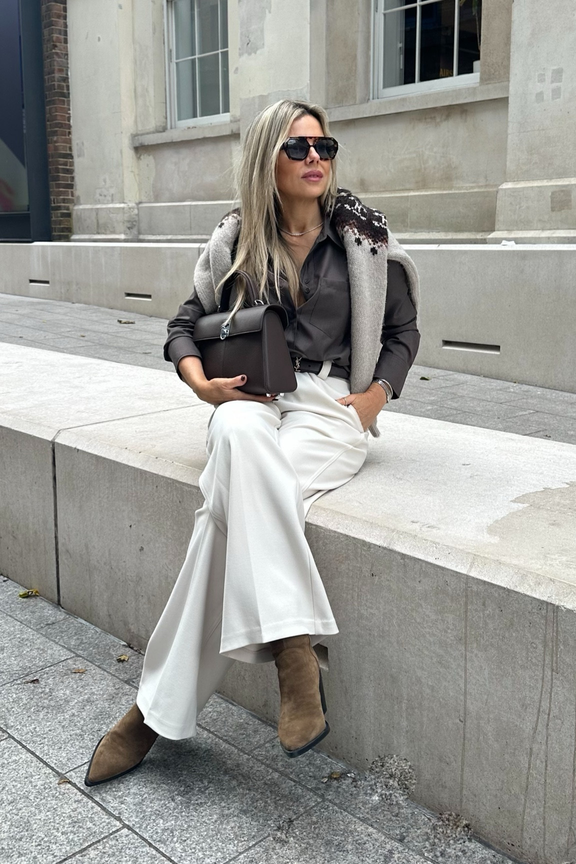 Simple smart 📌 #outfits #smartcasual #workwearstyle #chic #neutraloutfit #minimalstyle 

#LTKwinter #LTKuk #LTKluxury