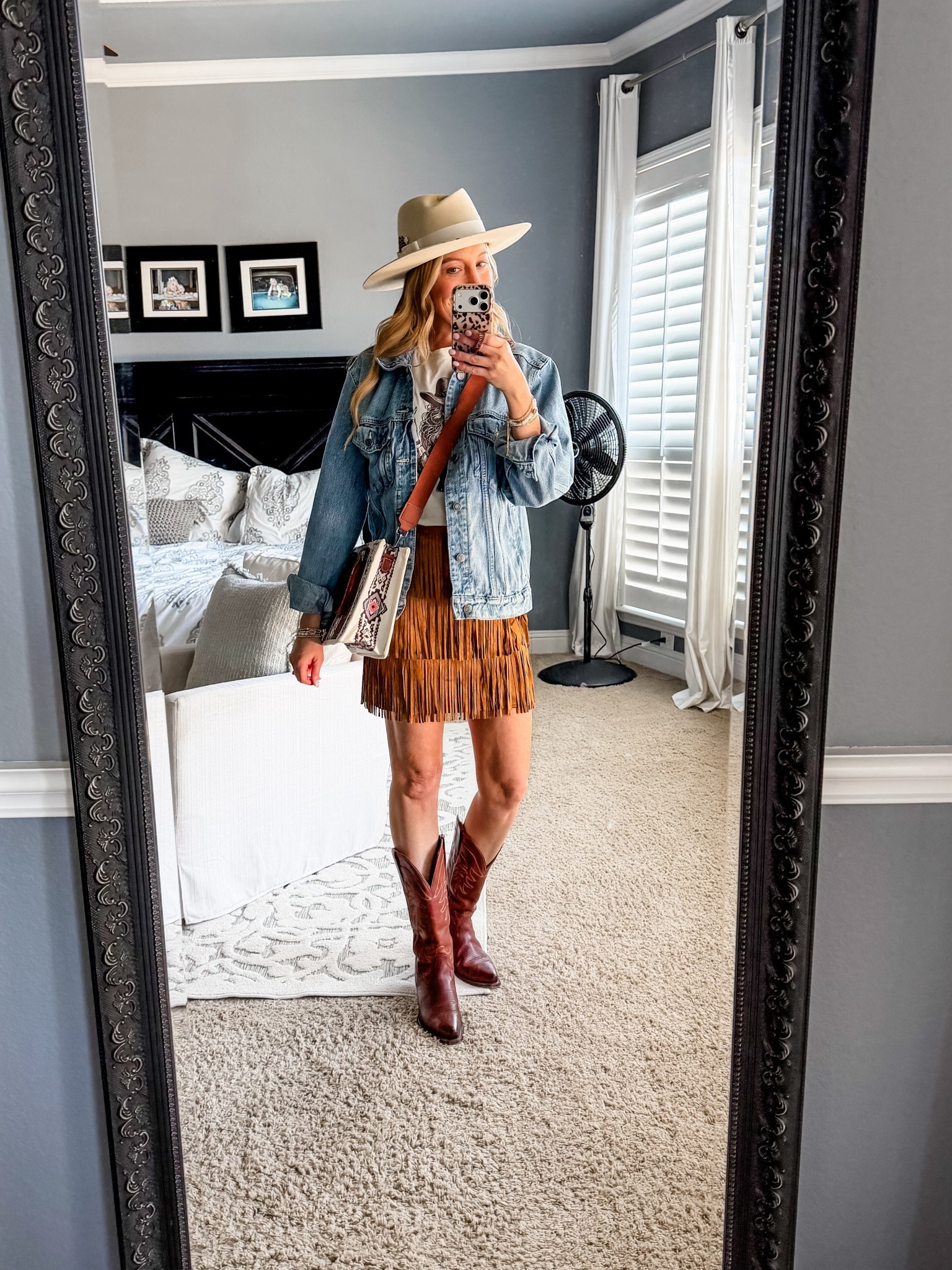 This is the perfect outfit for festival season! I’m wearing a small in the tshirt,size 4 in the skirt and small in the jacket. Boots run tts

Jeans | bootcut jeans | festival outfit | festival outfits | country concert | spring outfit | rodeo | date night | Nashville outfit | jacket | suede jacket | fringe jacket | belt | western belt | boots | cowboy boots | cowboy hat | purse | bag | skirt | fringe skirt | suede skirt | mini skirt | western skirt | @Target 



#LTKmomlife #LTKFestival #LTKootd