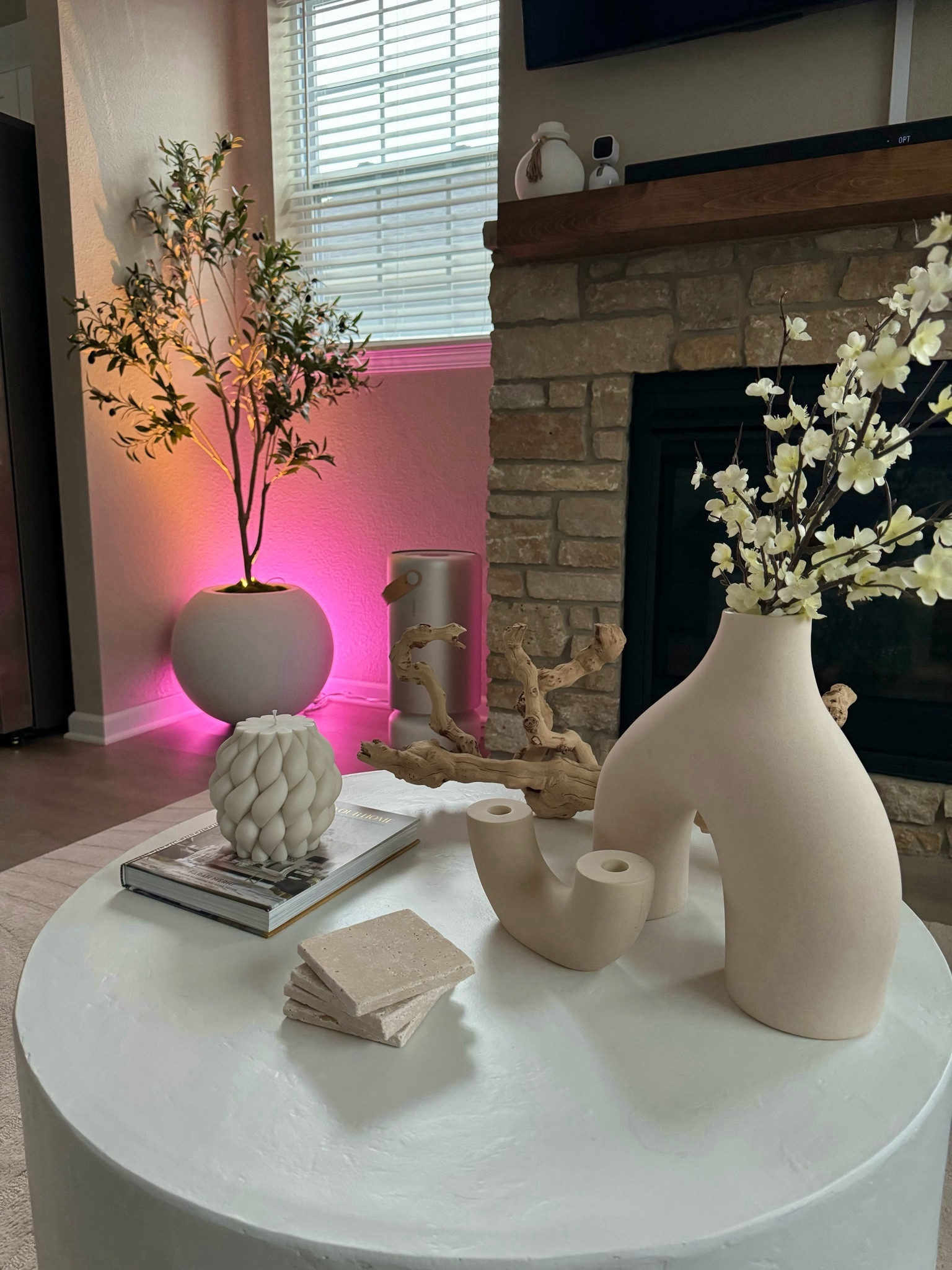 Neutral aesthetics 🤍

#LTKhome #LTKMostLoved