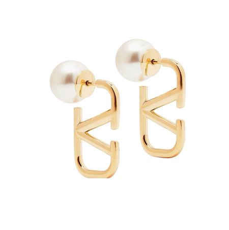 Pearl & gold V earrings 

#LTKFindsUnder100 #LTKFindsUnder50 #LTKGiftGuide