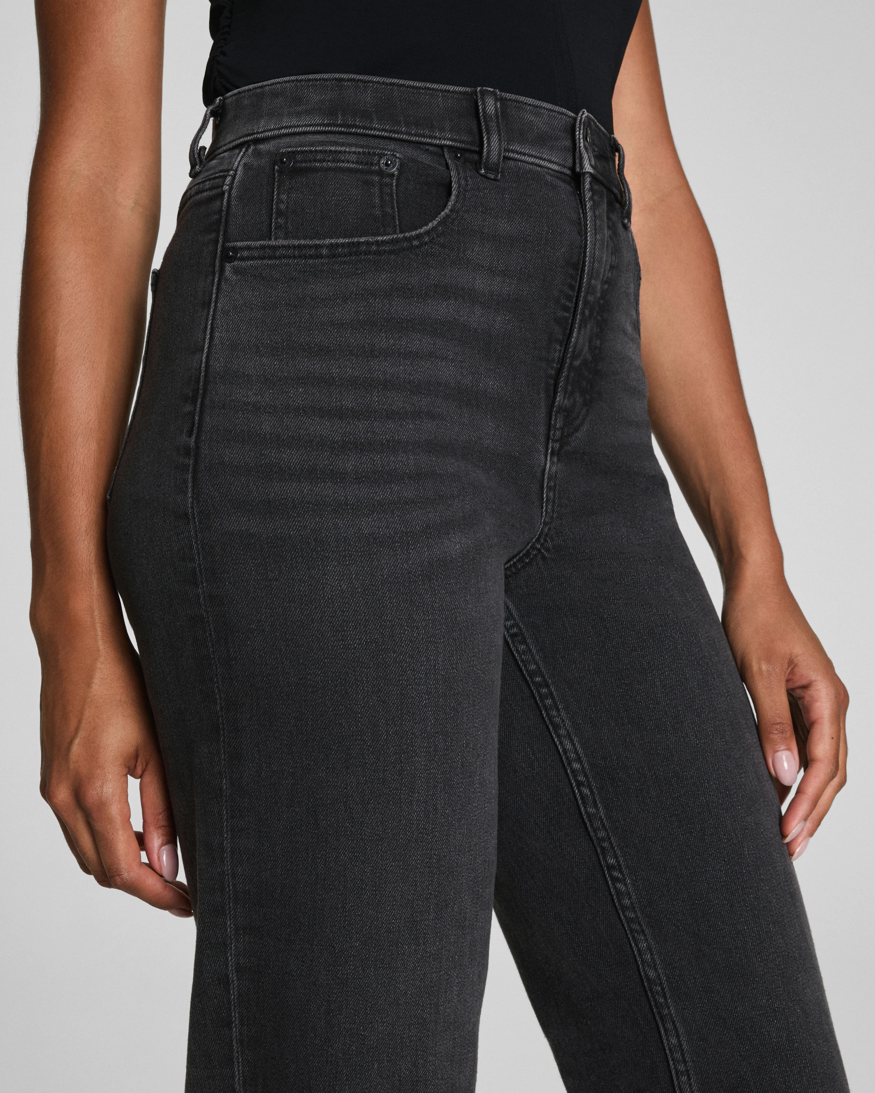 90s Straight Leg Jeans | Spanx