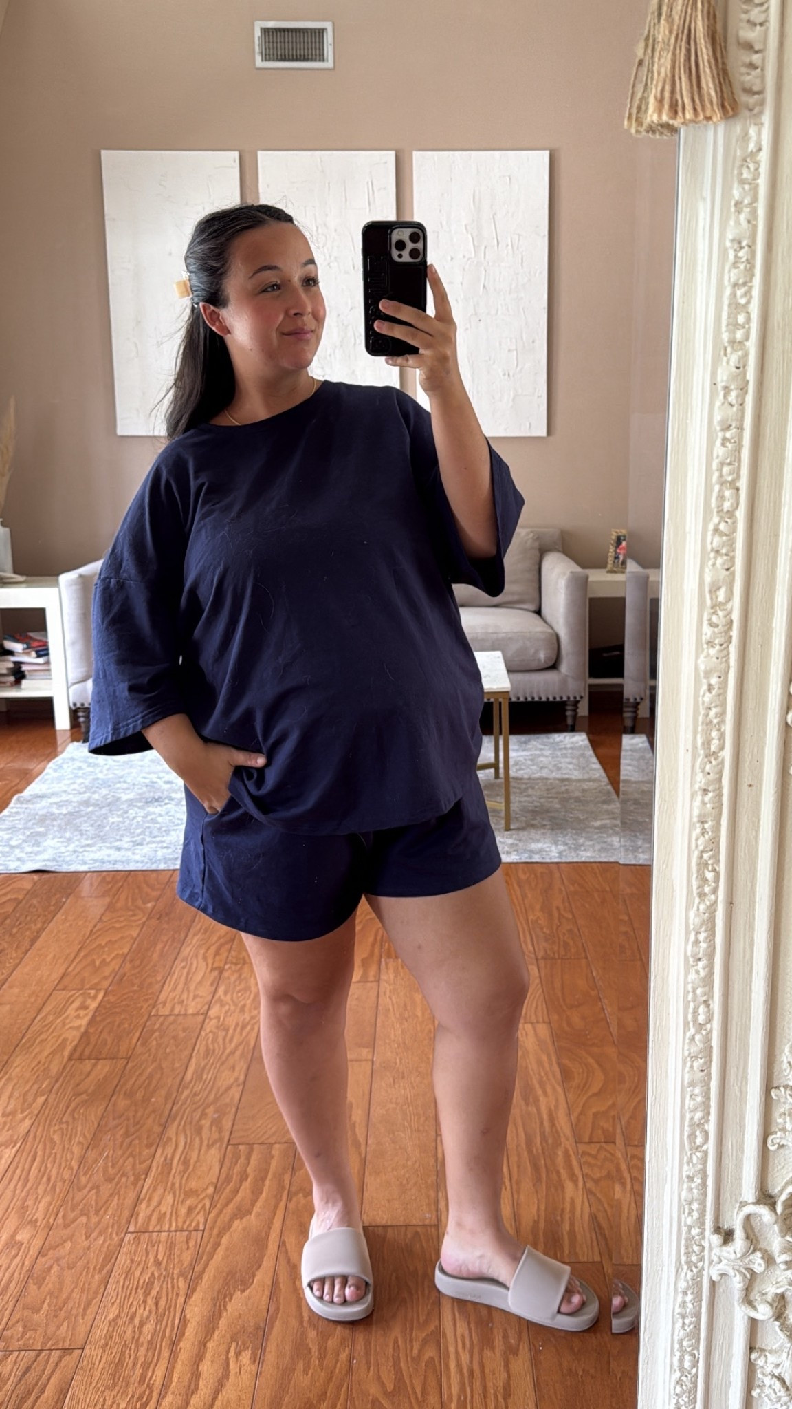 Lululemon slide! Size 7- true to size!