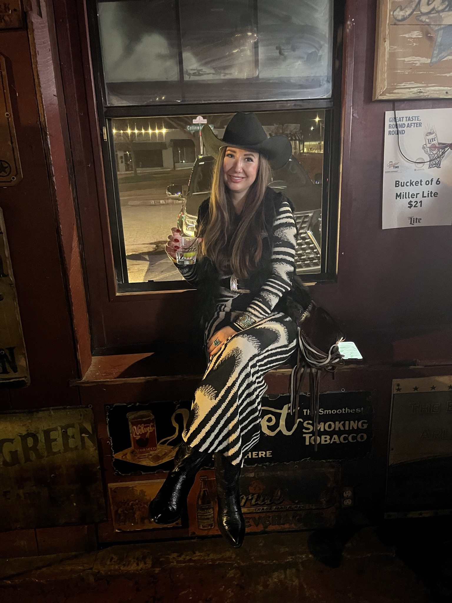 Was shocked by how short girl friendly this knit maxi was! 

Transition it from day to night with a fur vest and cowboy hat like I did! 