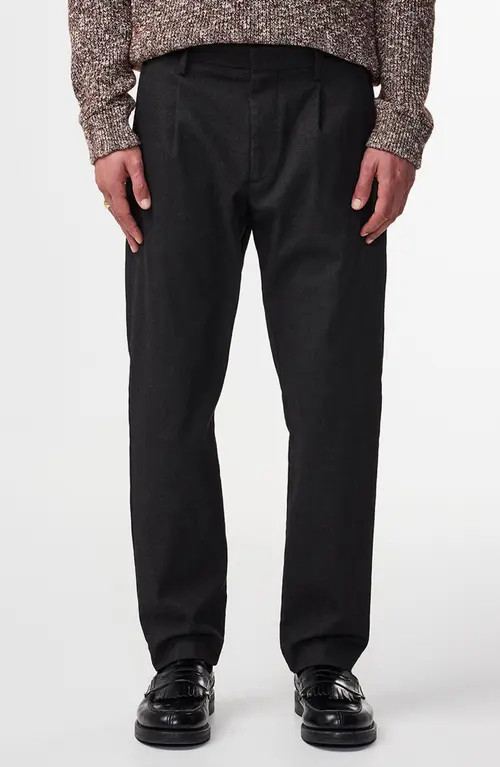 NN07 Bill 1067 Pleated Dress Pants in Black at Nordstrom, Size 31 X 32 | Nordstrom