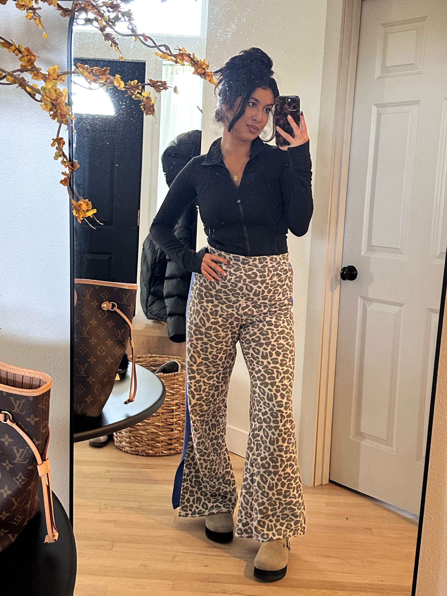 Hot mom outfit ready to slay at home 🔥 #cozyootd #grwm #lululemonjacket #bbljacket #sahmoutfit 