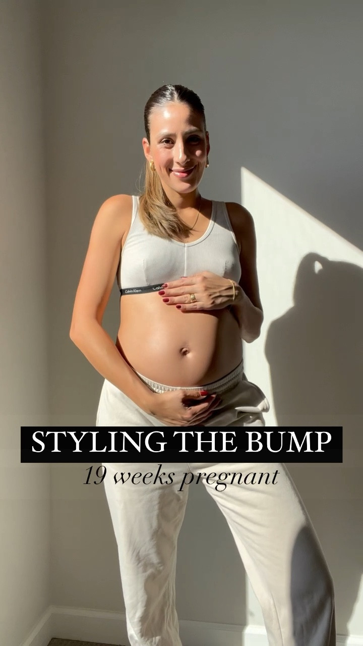 Bump friendly comfy fall outfit 🤎🤰🏻
Fall, maternity, bump style, pregnant

#LTKbump #LTKfamily #LTKSeasonal
