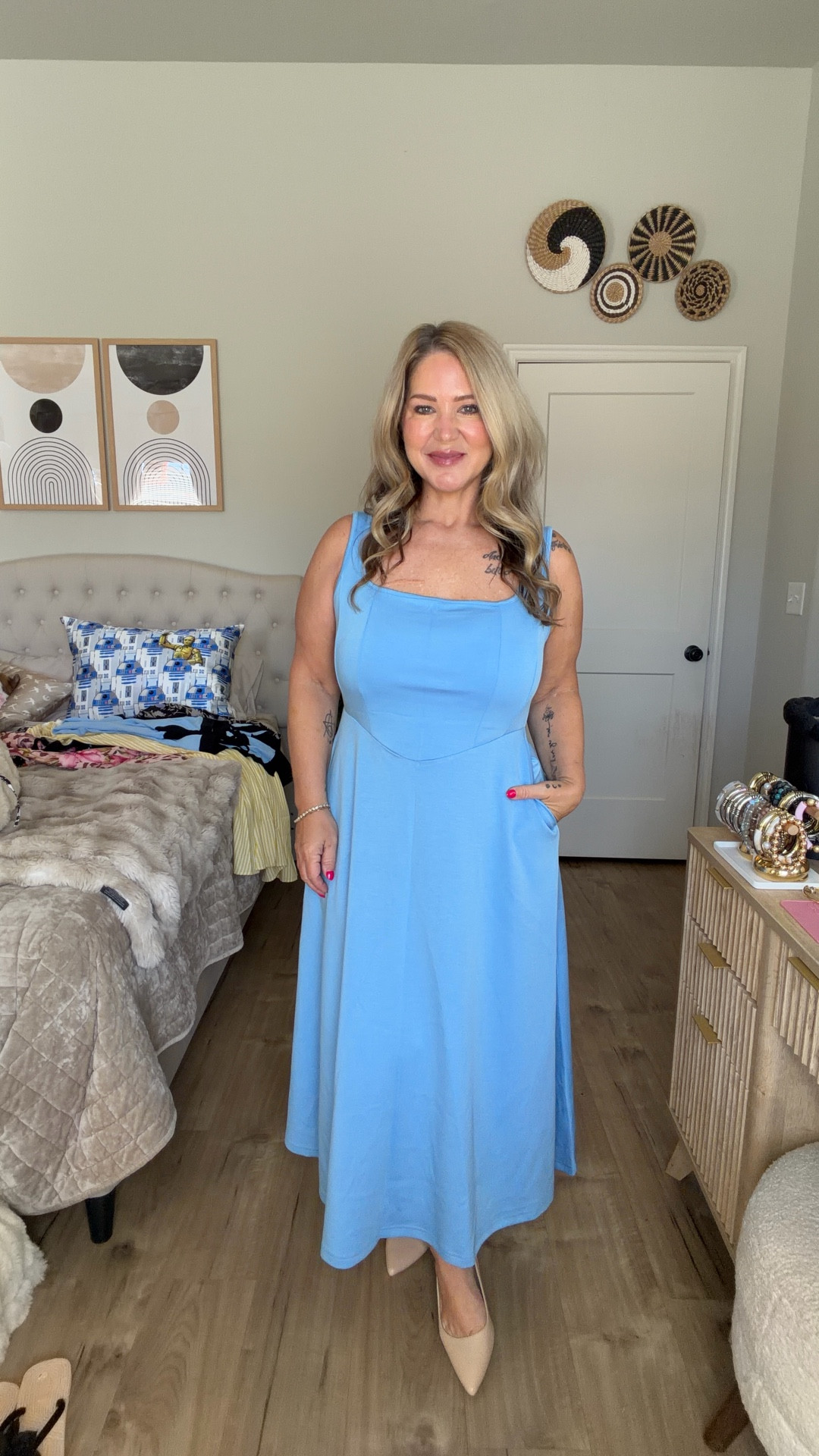 Size large 

#LTKPetite #LTKMidsize #LTKOver40