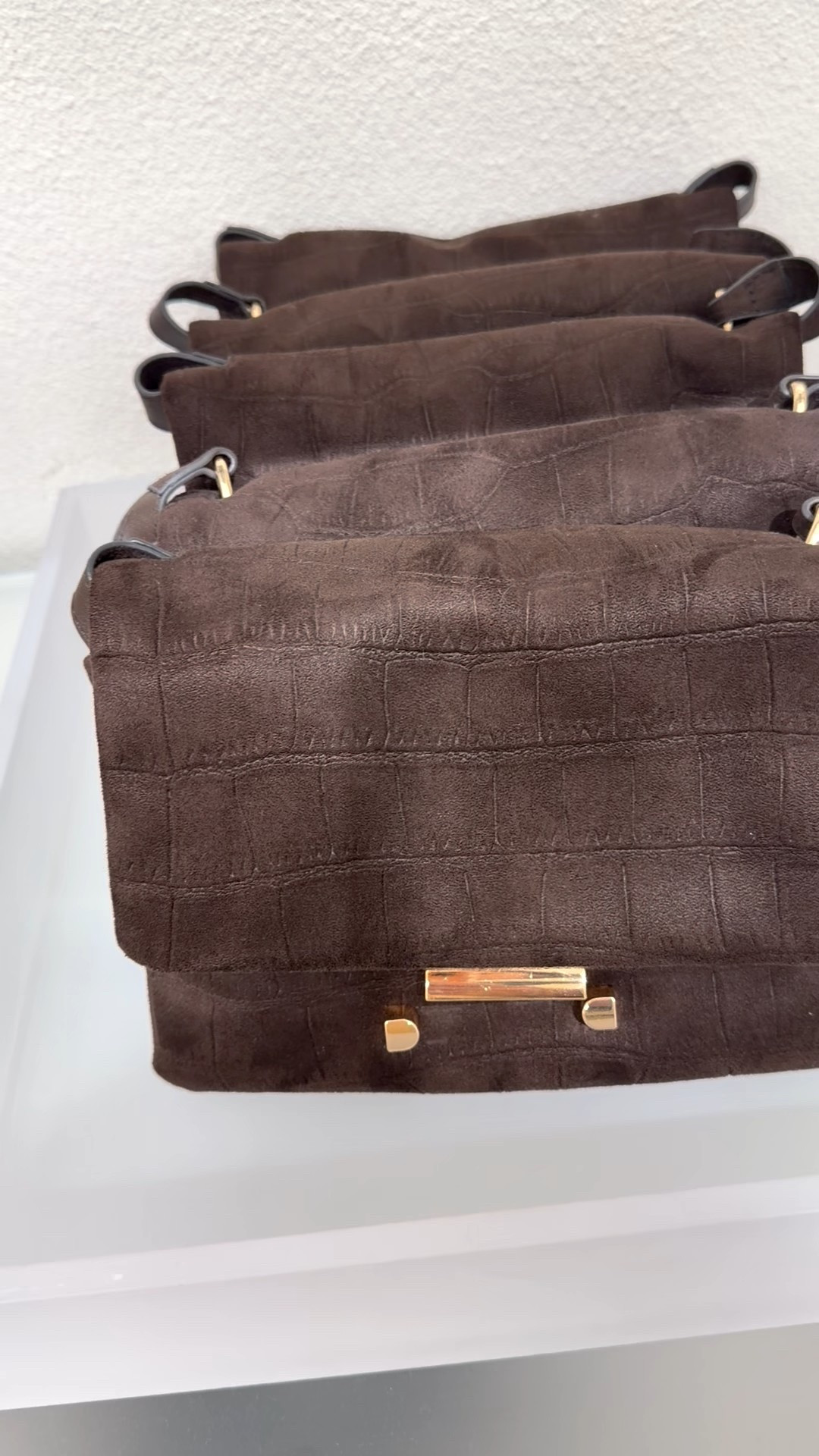 The cutest HM bag!!! #newinhm #bag #crossbody #luxe #under50 

#LTKValentine #LTKootd