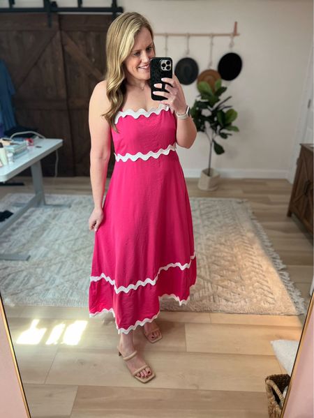 Pink midi dress 

TTS

spring fashion  spring outfit  casual outfit  everyday outfit  Amazon finds  heels  summer outfit 

#LTKfindsunder50 #LTKstyletip #LTKSeasonal