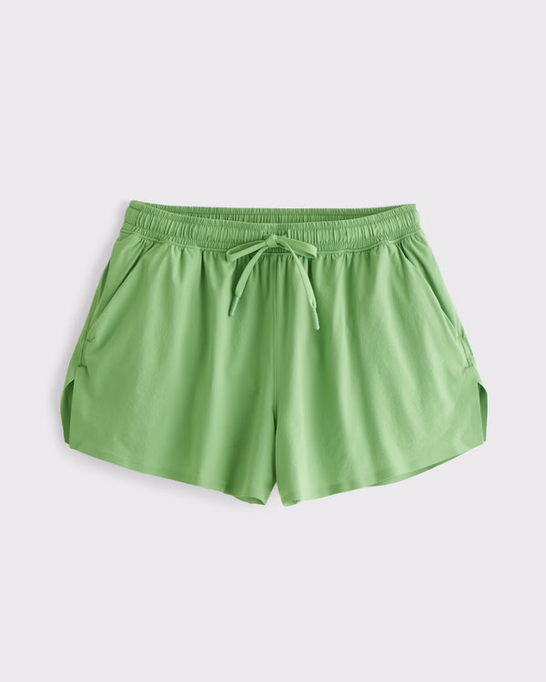 YPB sprintTEK Lined Flyaway Short | Abercrombie & Fitch (US)