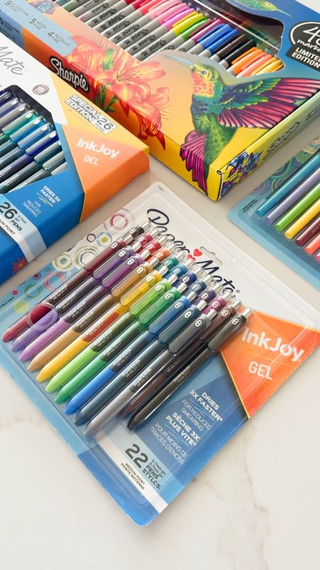 #AD These Paper Mate pen and Sharpie marker sets are such a cute gift idea for basically everyone (teachers, friends, family, kids… or yourself)! 

Now available at Target. 

#Target, #TargetPartner, #gifting, #holiday, #gift