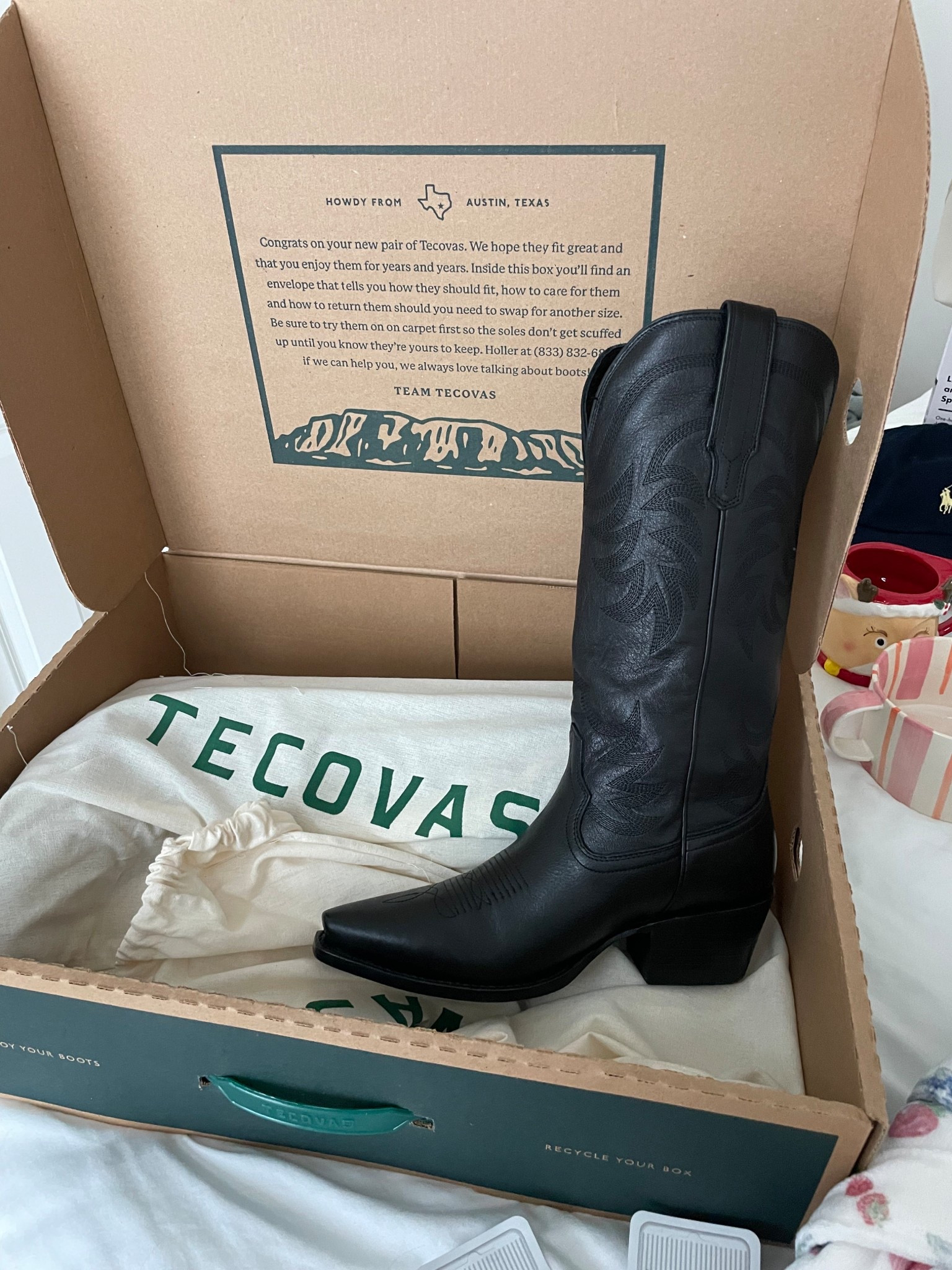 Yee haw! 🤠 new cowgirl boots!

#LTKdayinmylife #LTKootd #LTKgrwm