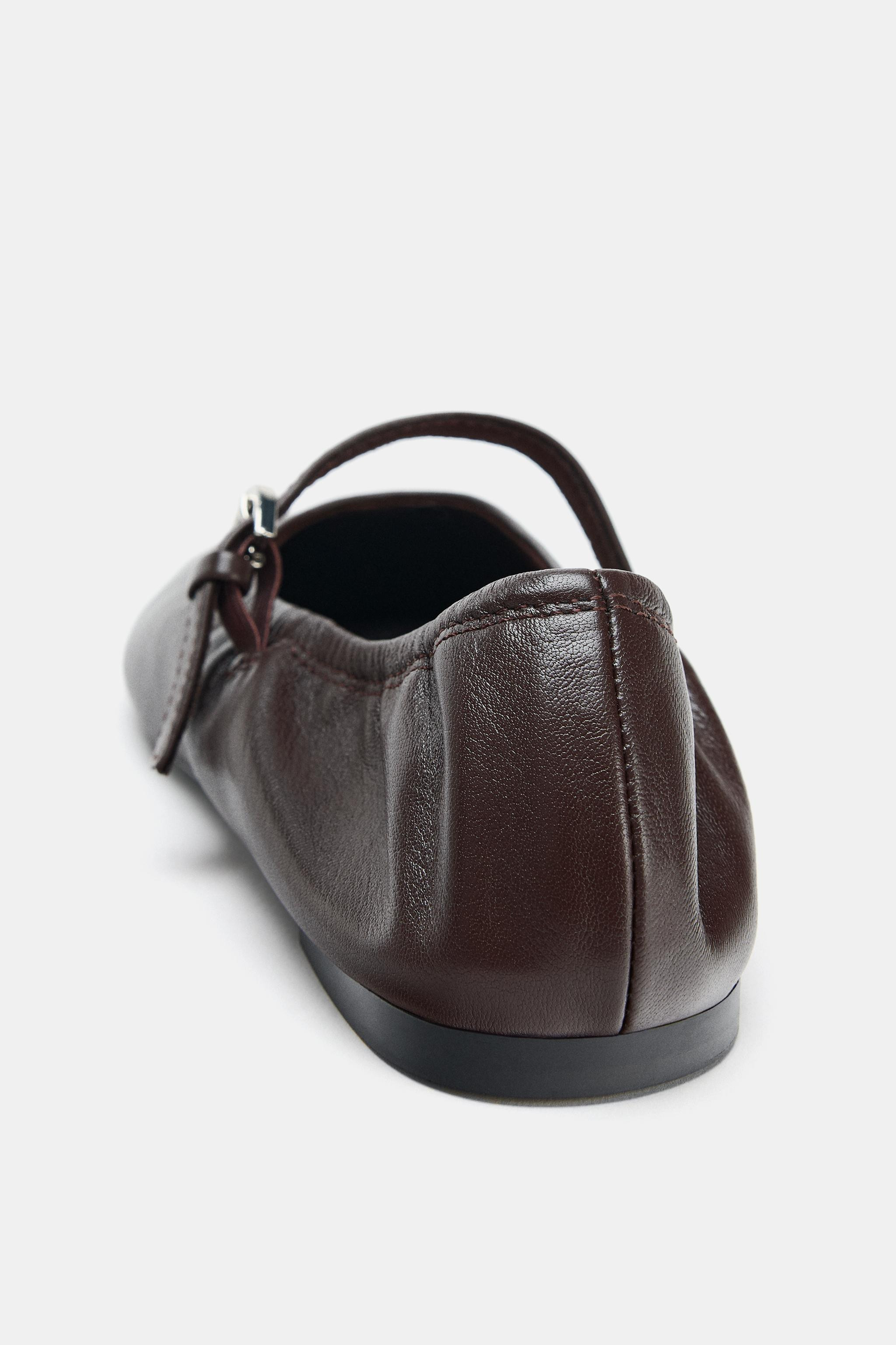 SOFT LEATHER BALLET FLATS | Zara UK