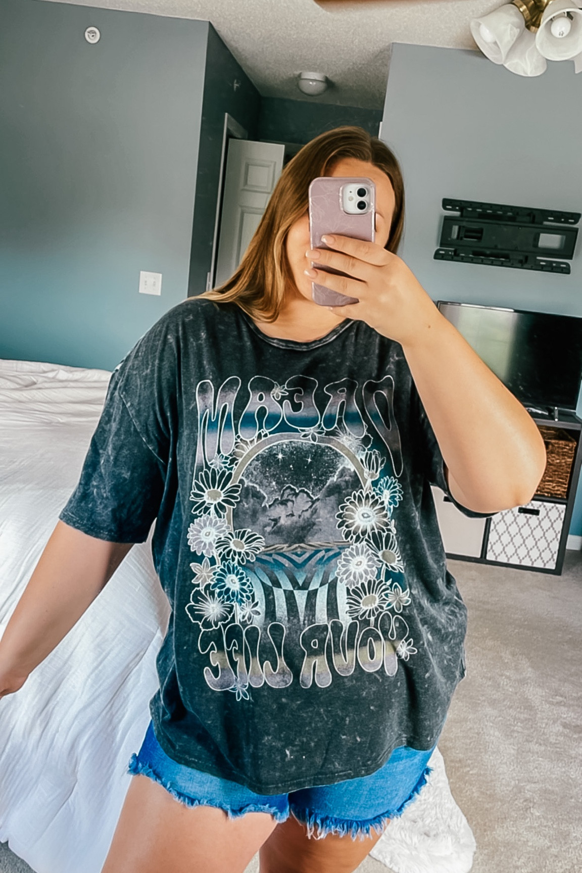 Grabbed this adorable & oversized tee from Target yesterday! I’m loving the vintage wash and light feel. It is SO comfy. I sized down to a Large since it’s already an oversized fit! Linking a similar oversized tees, also! 

#targetstyle #targetfinds #targetfashion 

#LTKunder50 #LTKcurves #LTKmidsize