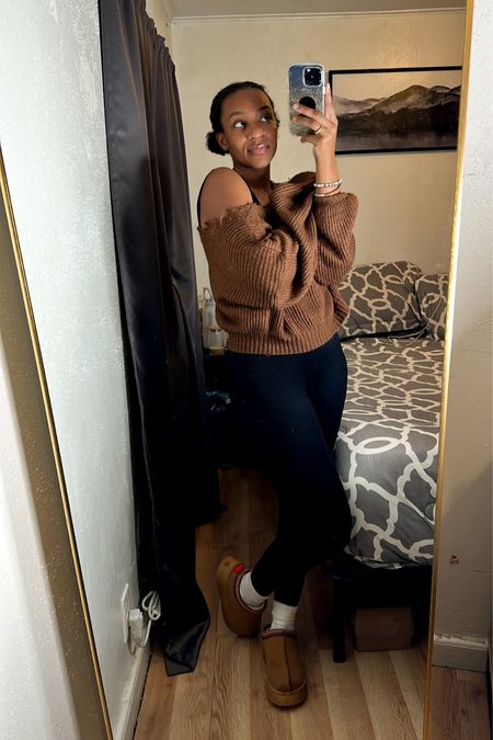 Comfy fall outfits 
Comfy and cozy vibes 
Fall ootd 


#LTKstyletip #LTKHalloween #LTKSeasonal