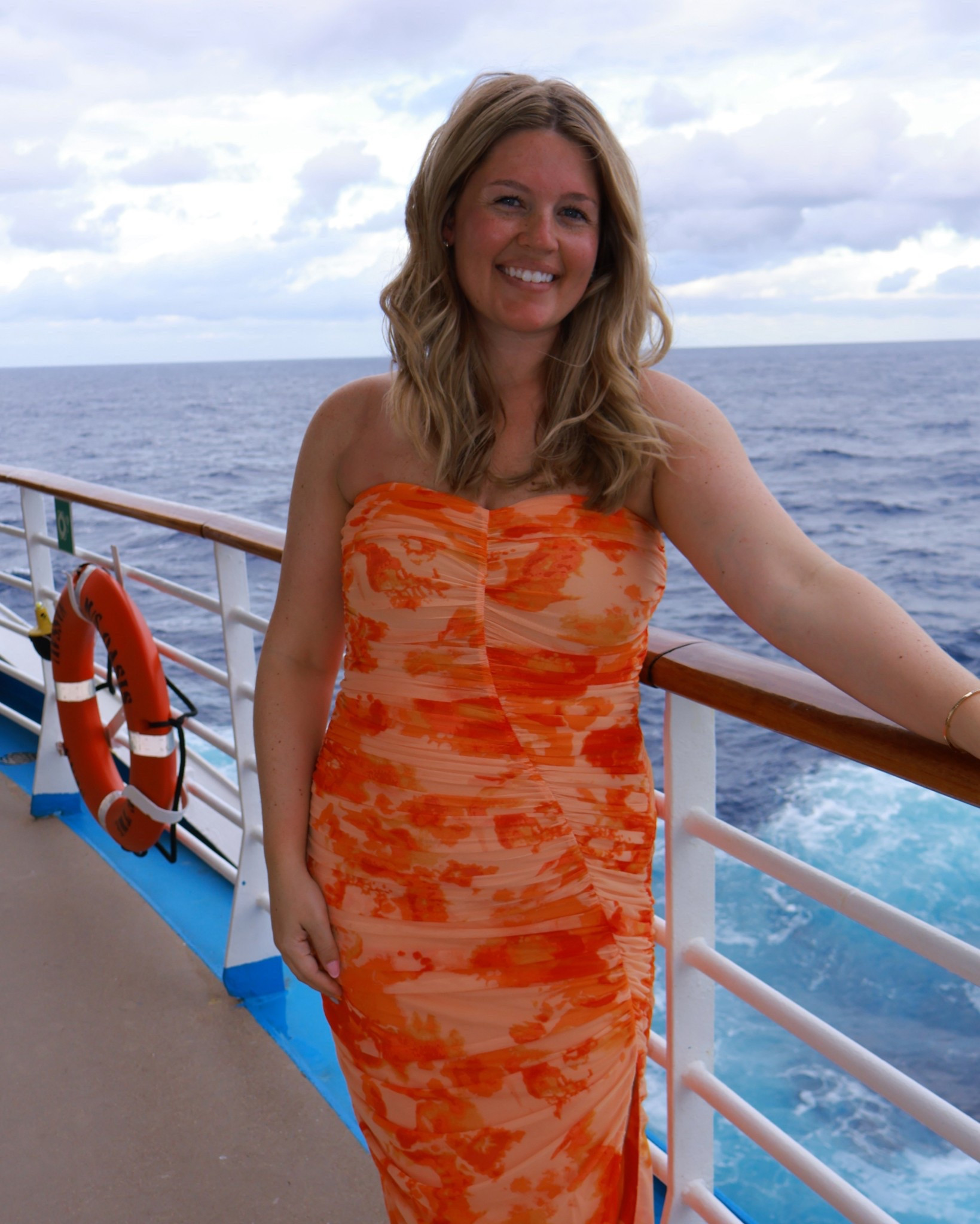 this dress was so comfortable. the vibrant orange is absolutely perfect for vacation & the mesh was extremely flattering.🙌🏼

#LTKmomlife #LTKTravel #LTKMidsize