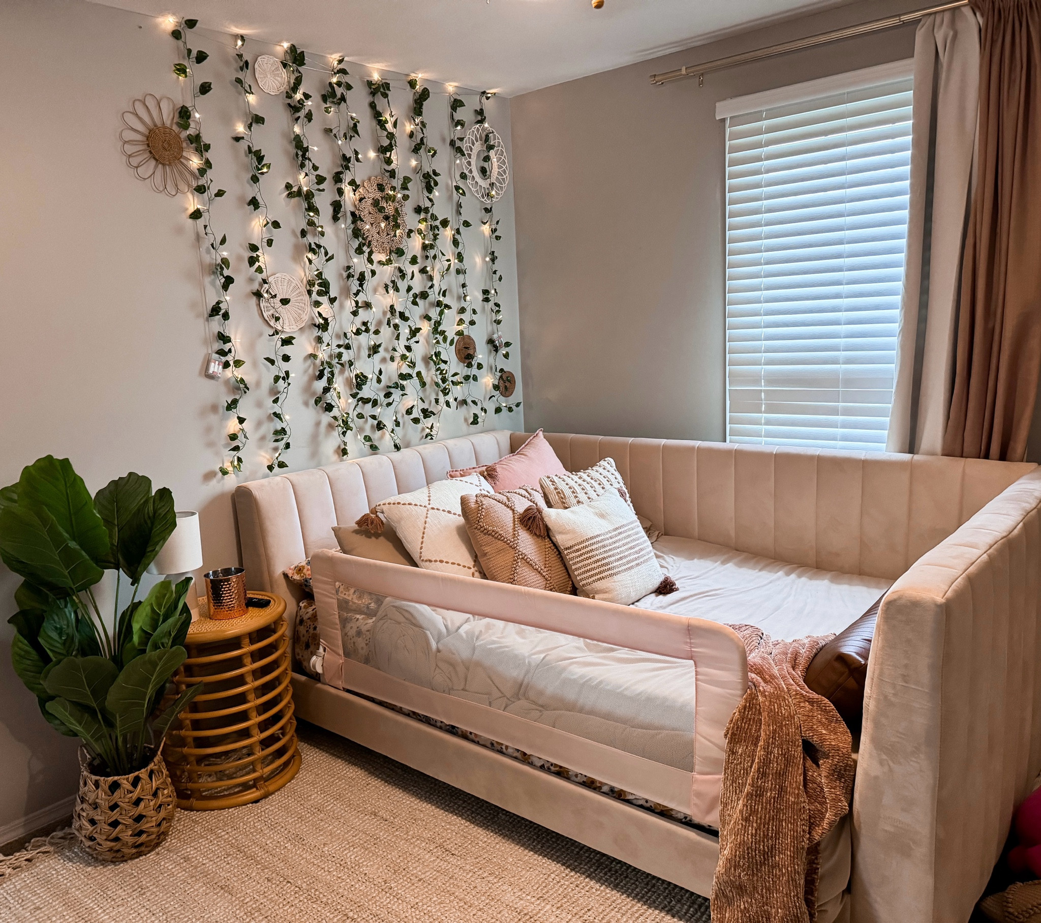 Been doing some BIG things on the home front | officially transitioned our sissy to her big girl room! So far, boho chic theme coming in so good. 🤌🏼💖
#bohochic #toddlergirl #homedecor #updates #socute 

#LTKhome #LTKstyletip #LTKkids