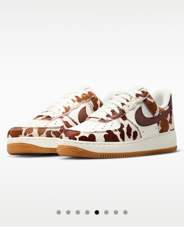 👀 NEED: $135 women’s @nike Air Force 1 ‘07s