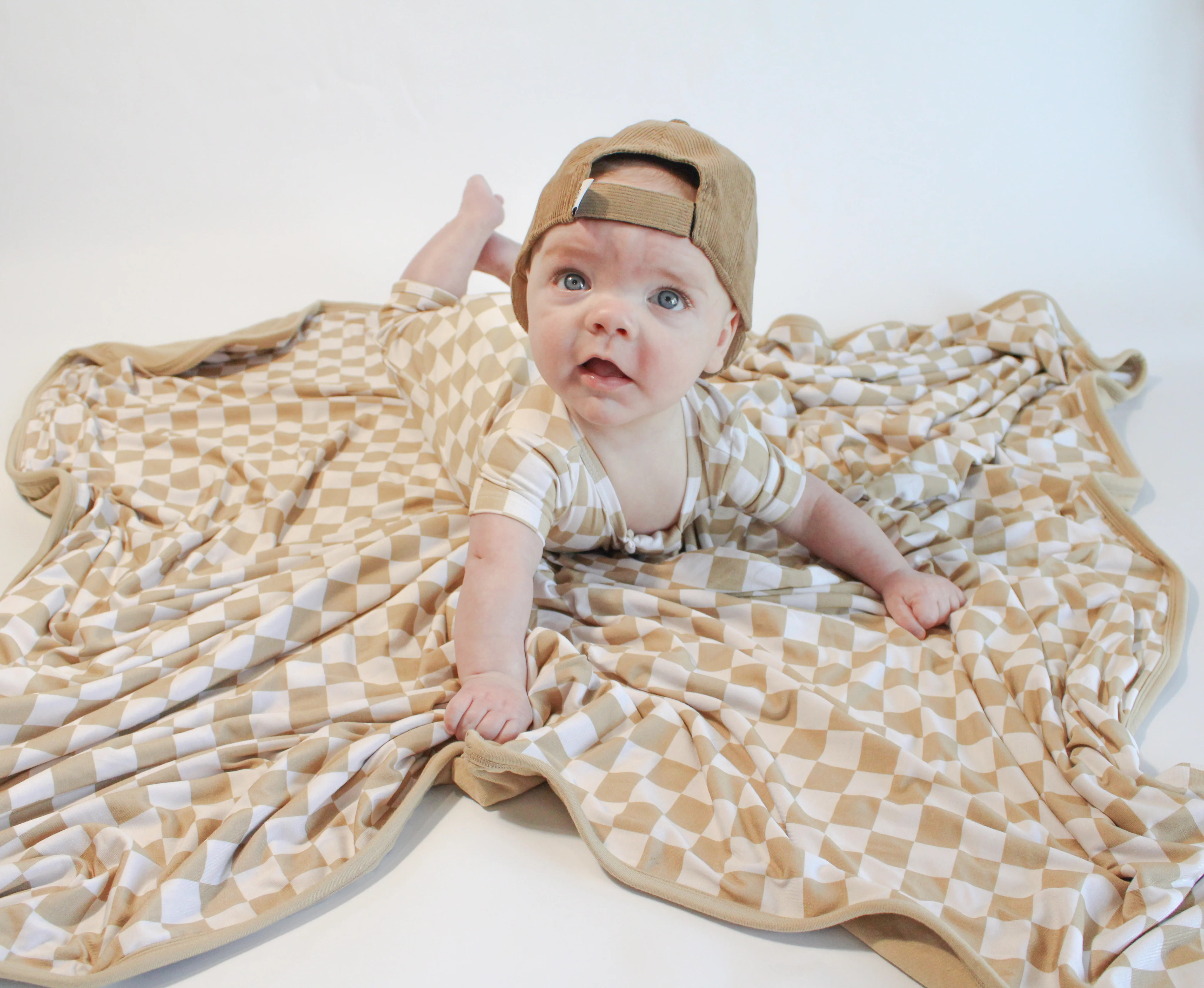 3 LAYER OVERSIZED COZY DREAM BLANKET- Tan Check | millie + roo