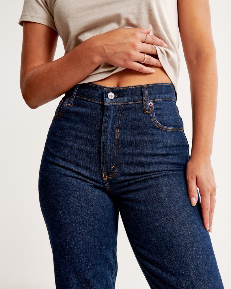 Curve Love Ultra High Rise 90s Straight Jean | Abercrombie & Fitch (US)