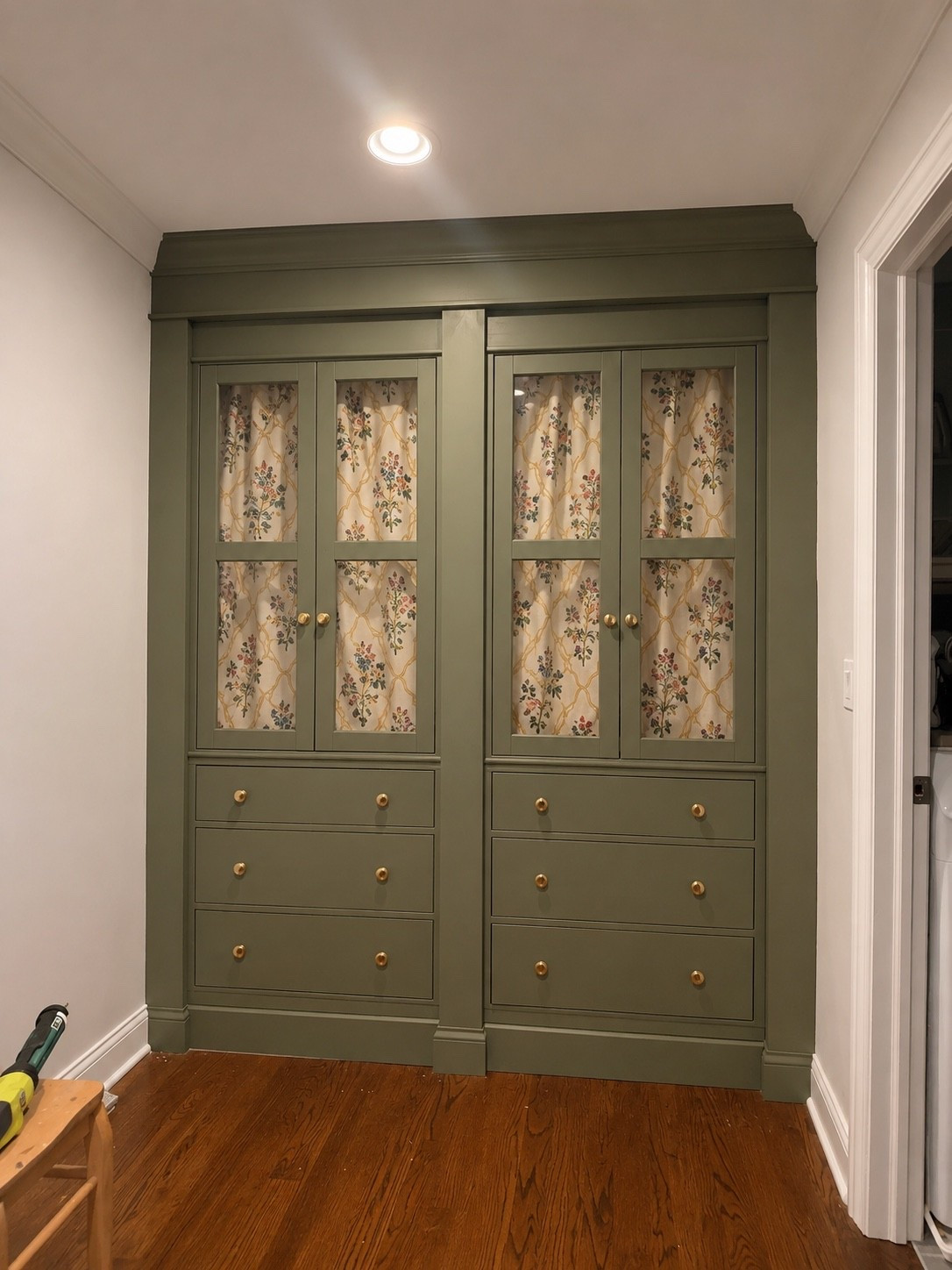Ikea Hack - English cottage builtins

#LTKmomlife #LTKHome