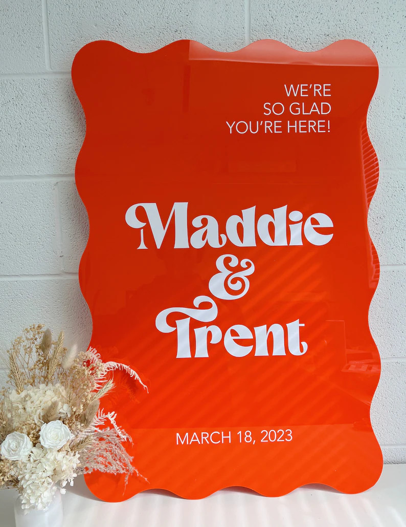 Wavy Edged Welcome Sign - Retro Font | Etsy (US)