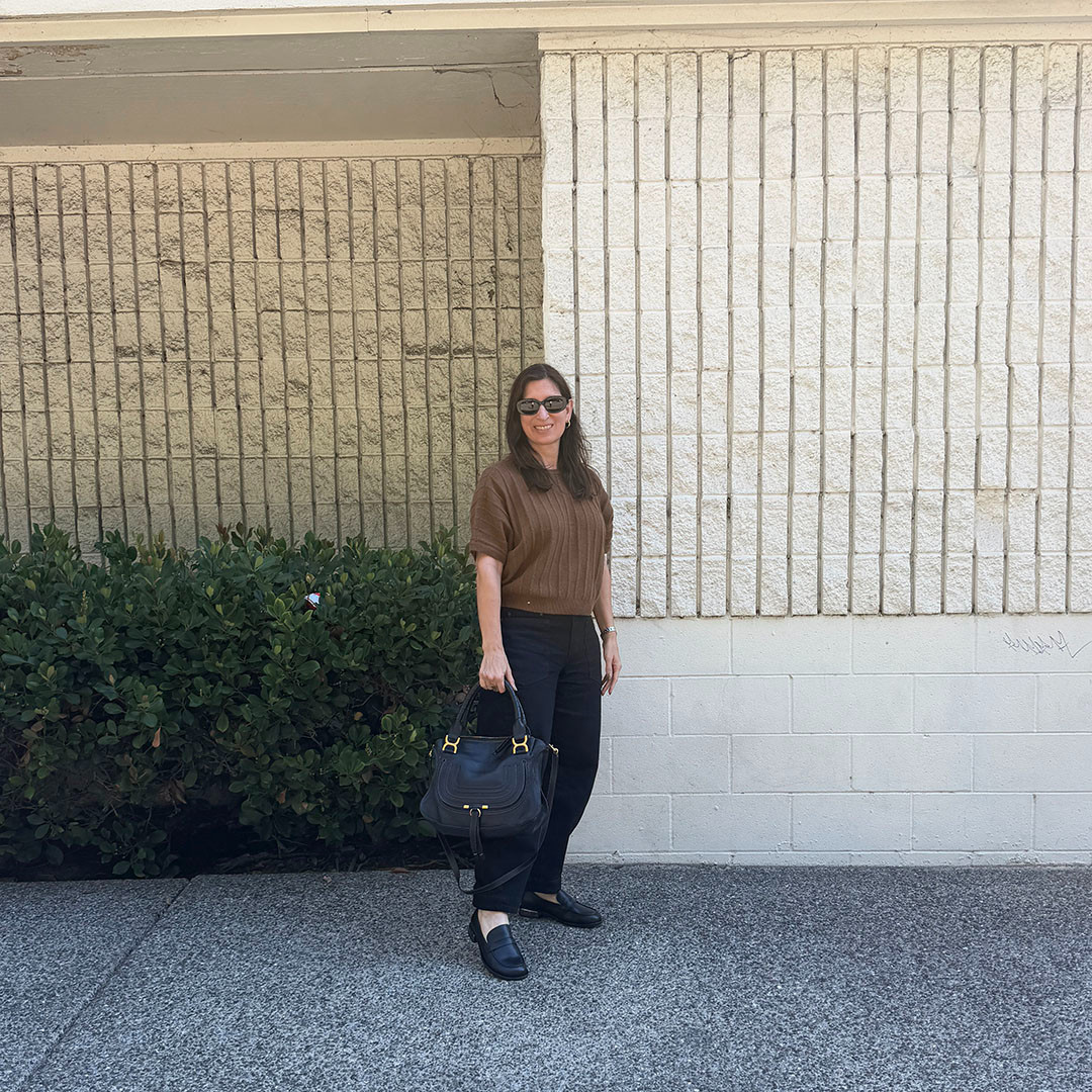 Loving this go-to casual fall outfit. Thes shoe are so soft and comfy and these jeans are perfect for everyday. Love! 

 #LTKootd #LTKOver40 #LTKPetite