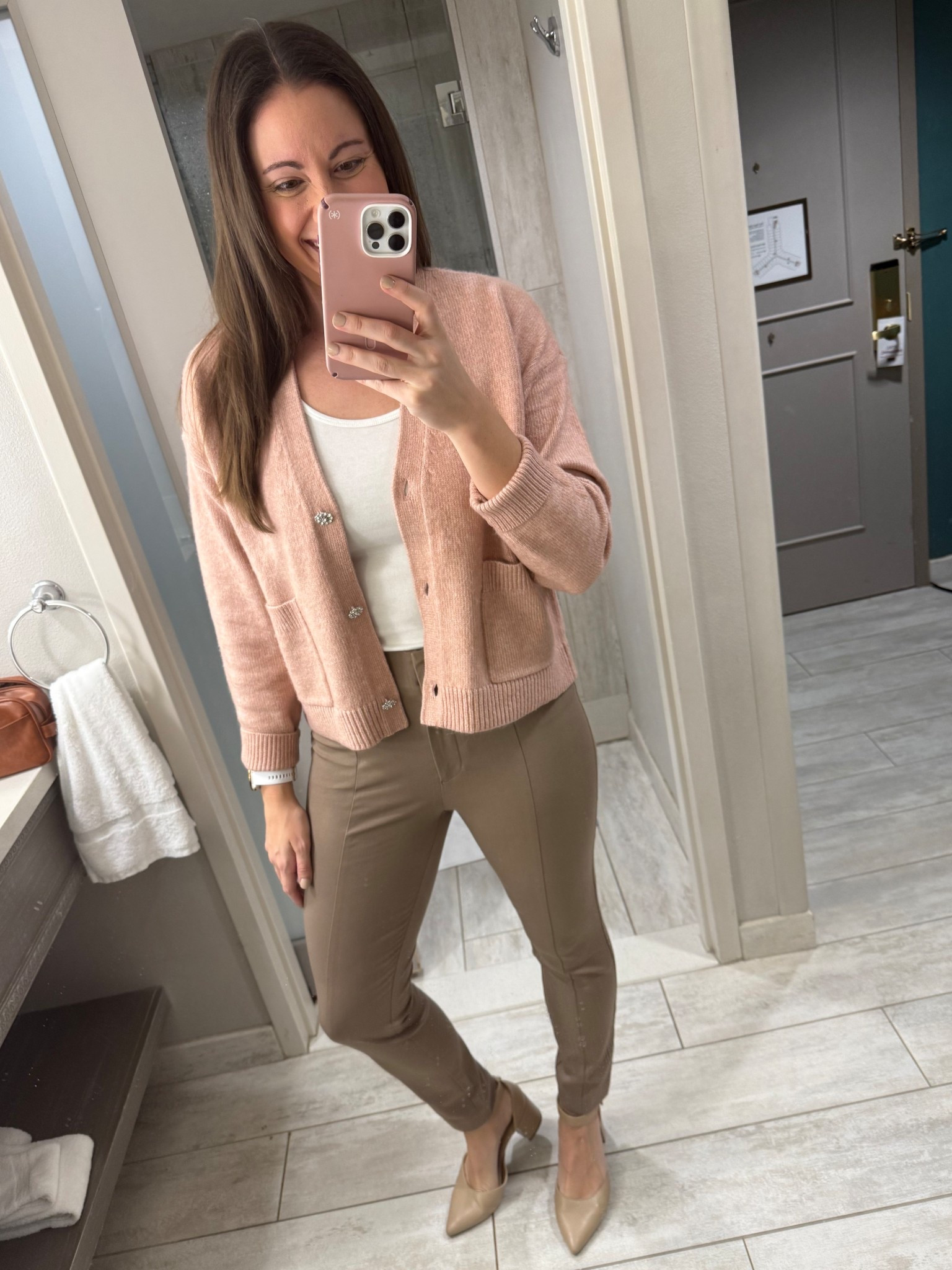 Final work fit for the week! Love this cardigan from loft and they are having a great sweater sale right now! These pants are also from loft and I own them in black as well!!

#LTKWorkwear #LTKgrwm #LTKootd