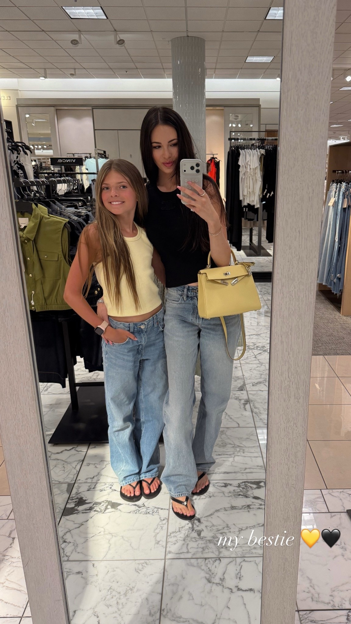 Shopping date with my bestie 🖤💛

#LTKootd #LTKmomlife #LTKKids