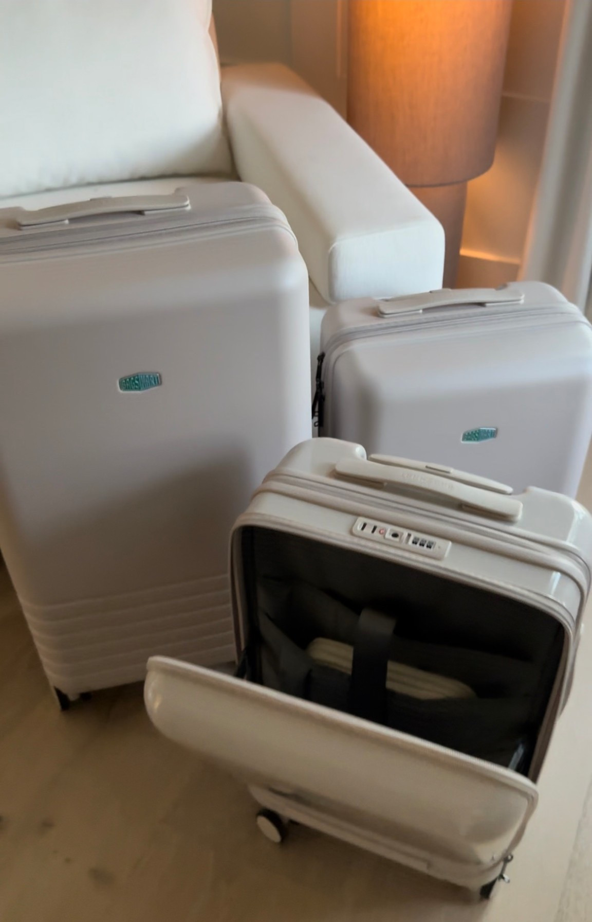 Scroll to shop!! Follow for more!!! Xo! ✨

#LTKTravel #LTKFindsUnder50 #LTKFindsUnder100