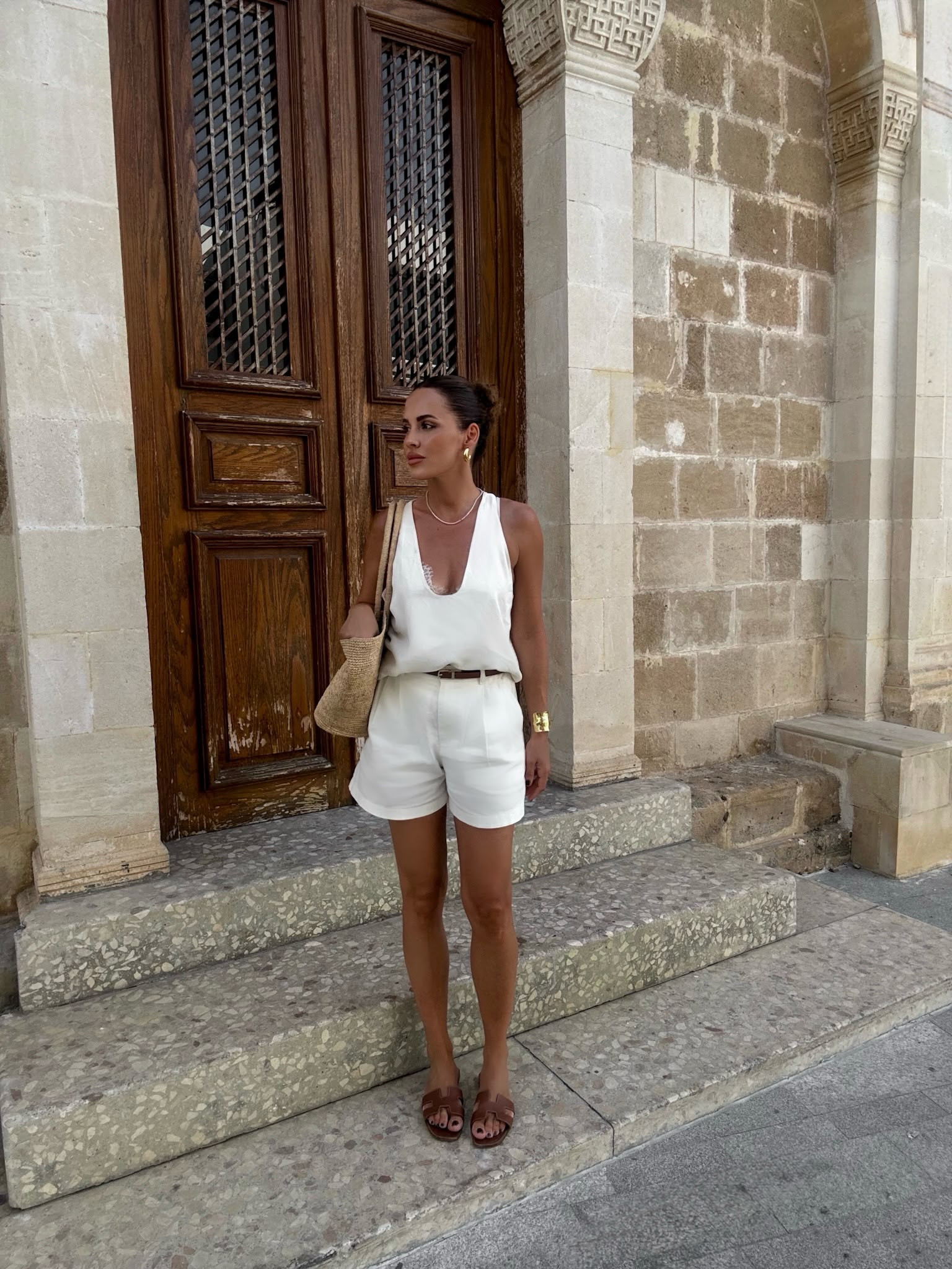 Minimalist summer vibes ✨ Swipe for outfit details 👈🏼 

 #oufit #summerlook #outfitinspiration #LTKFashionMonth #LTKdeutschland #LTKsummer